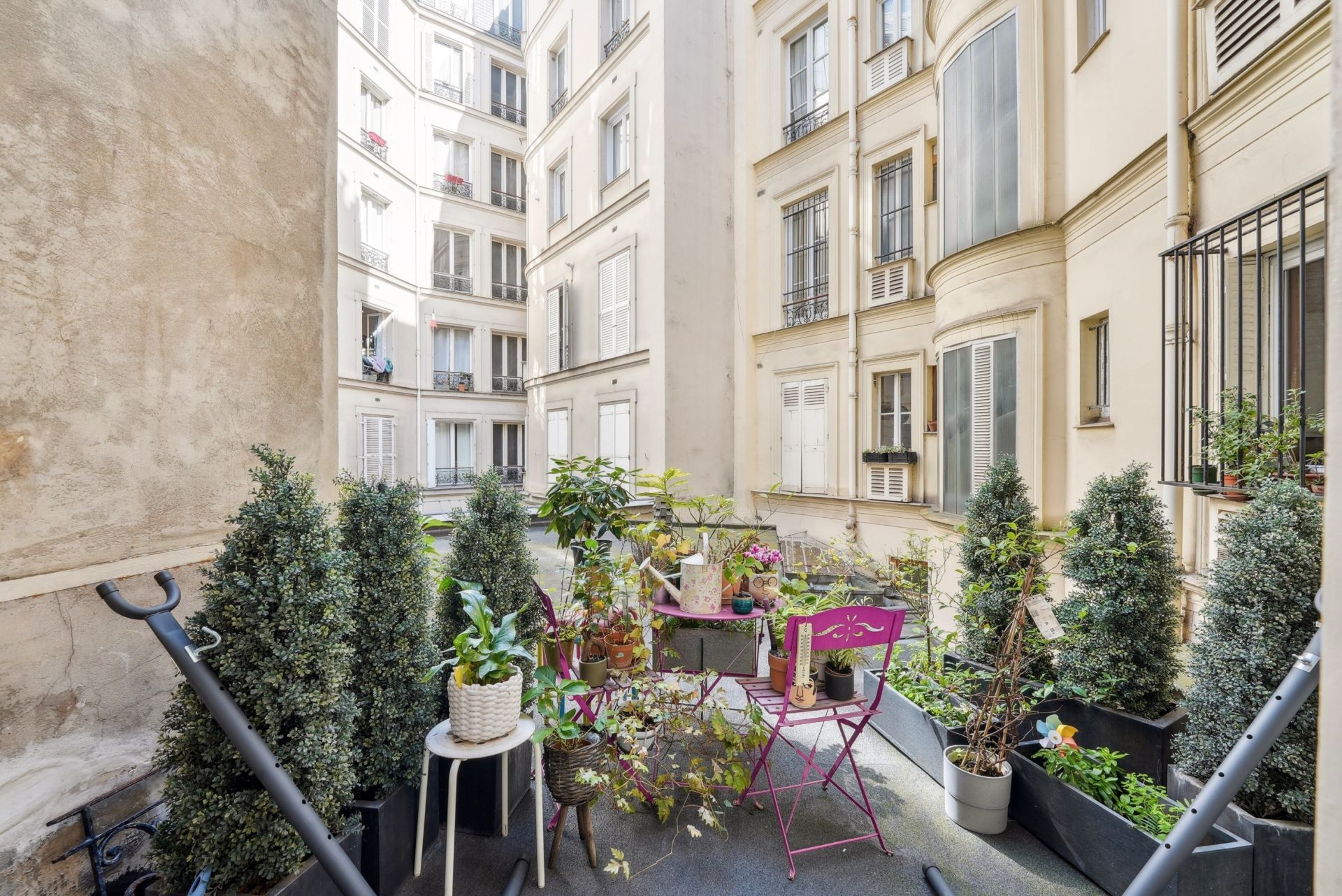 luxury apartment 4 Rooms for sale on PARIS (75005)