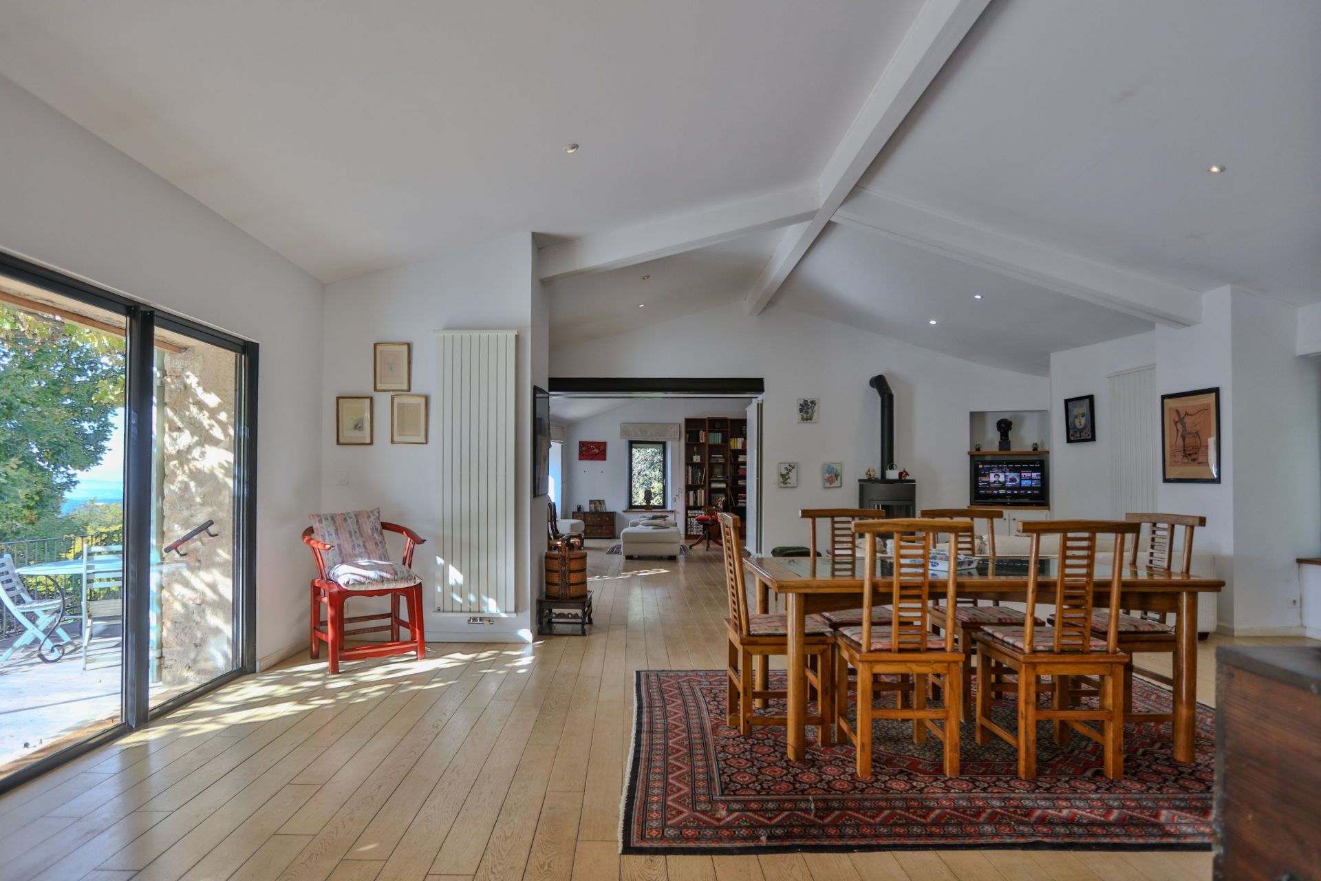 luxury house 7 Rooms for sale on GORDES (84220)