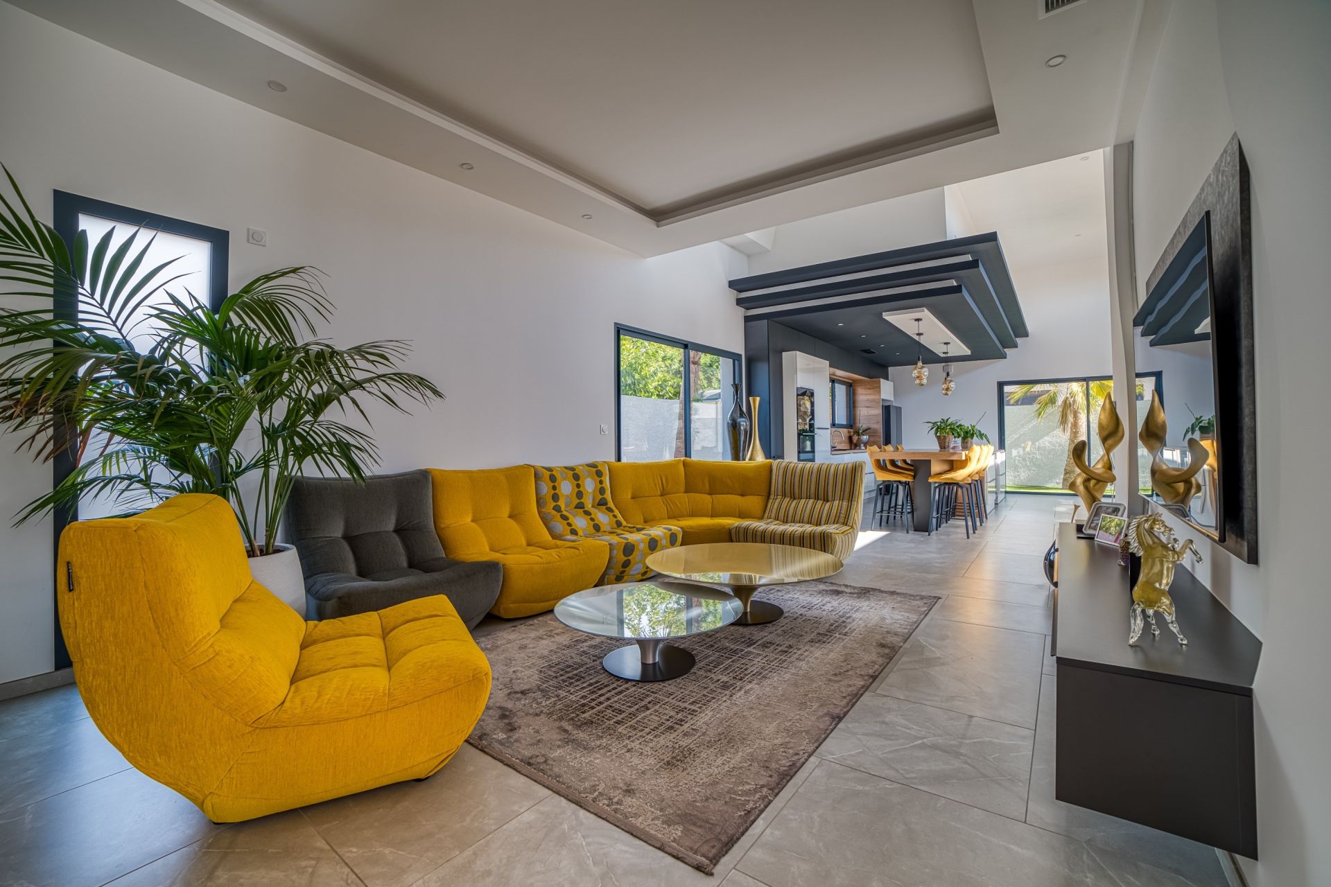 luxury house 5 Rooms for sale on AGDE (34300)