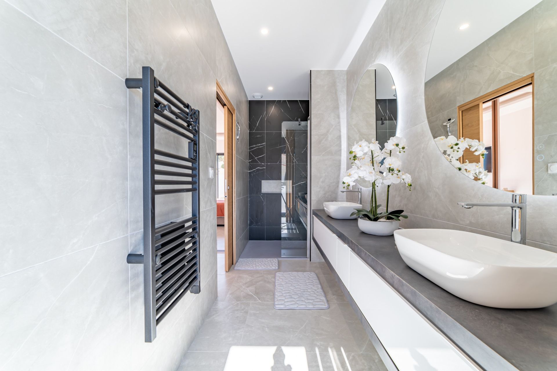 luxury house 5 Rooms for sale on AGDE (34300)