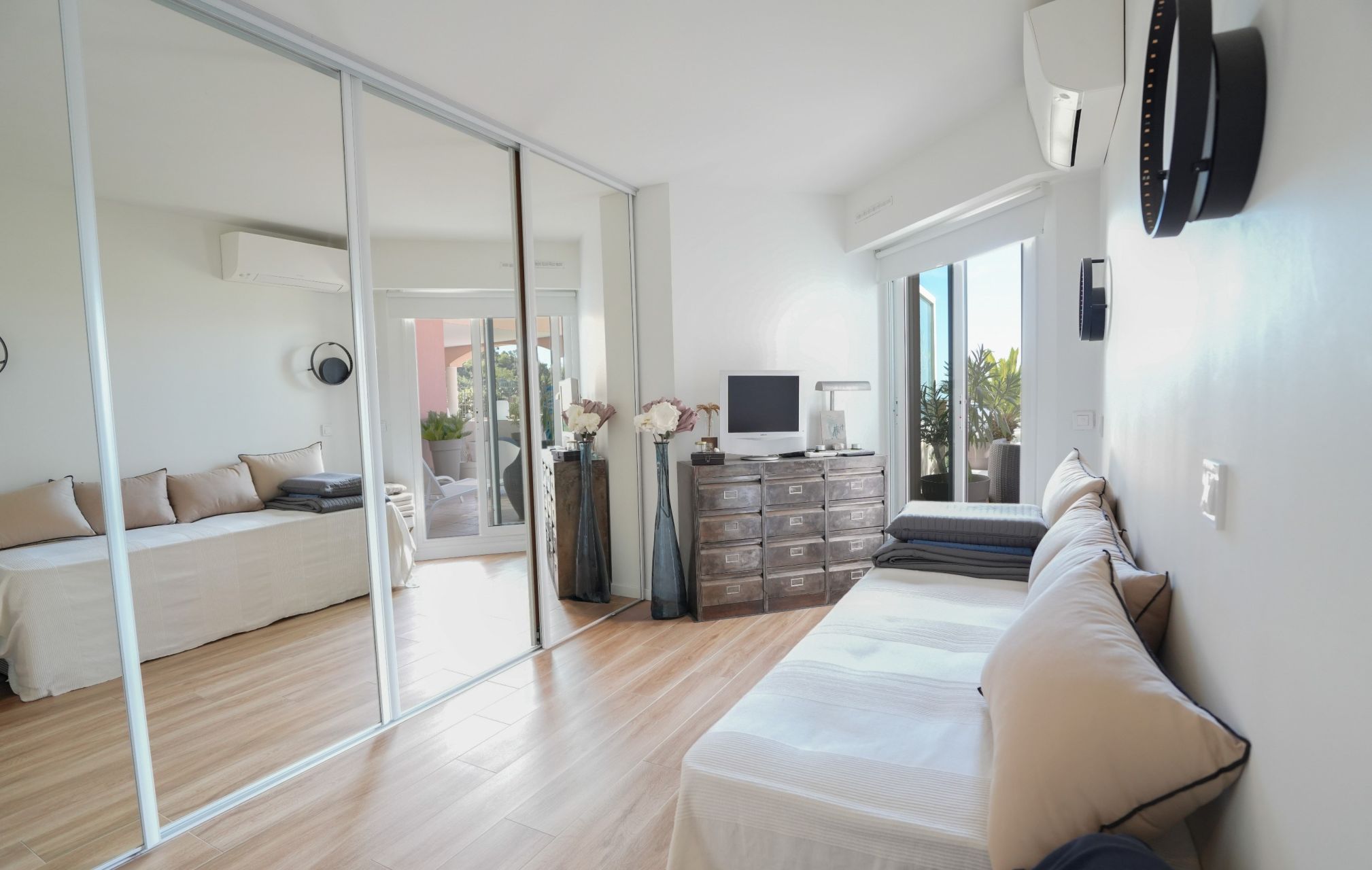 luxury apartment 3 Rooms for sale on MANDELIEU LA NAPOULE (06210)