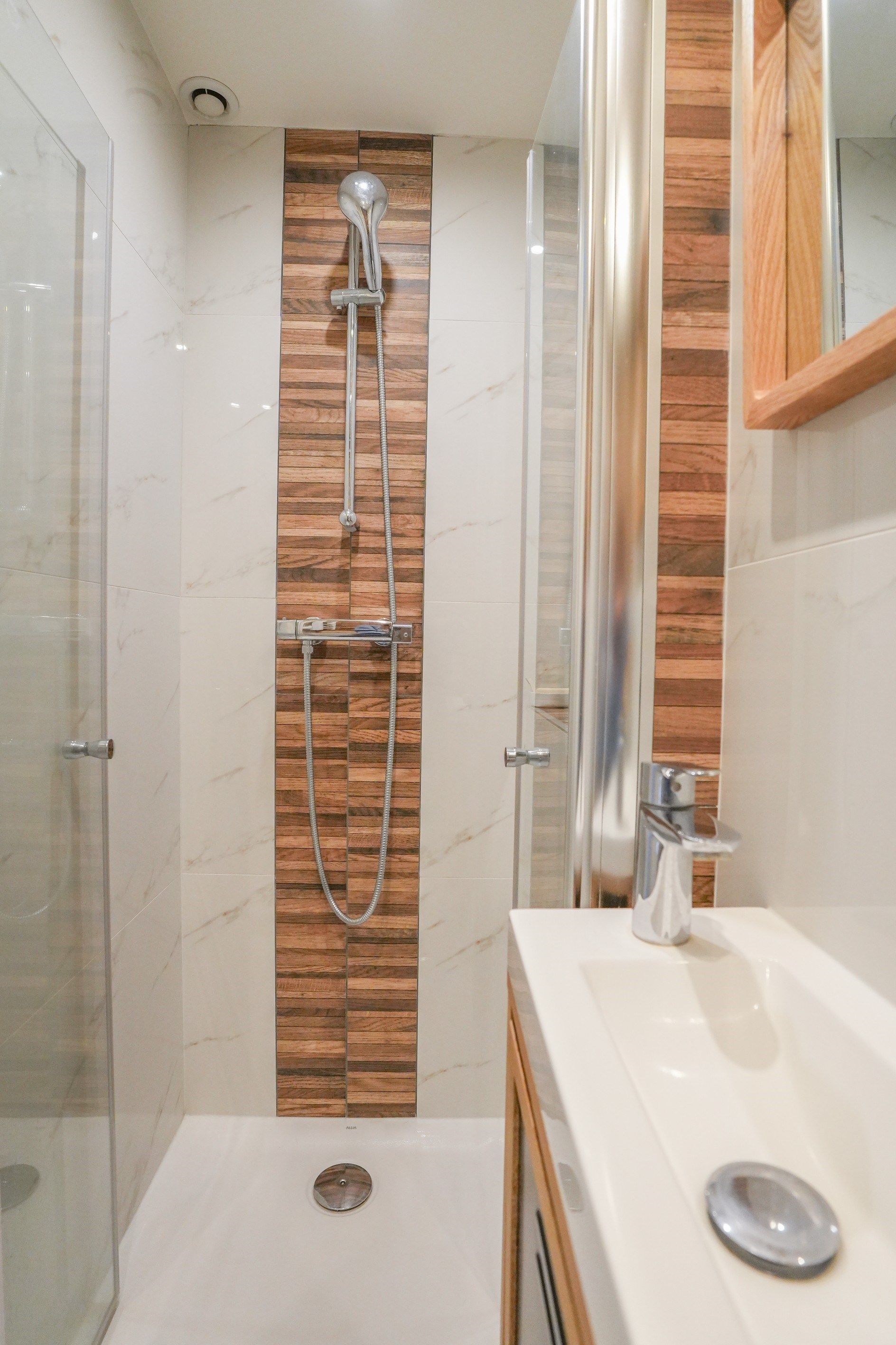 luxury apartment 3 Rooms for sale on MANDELIEU LA NAPOULE (06210)