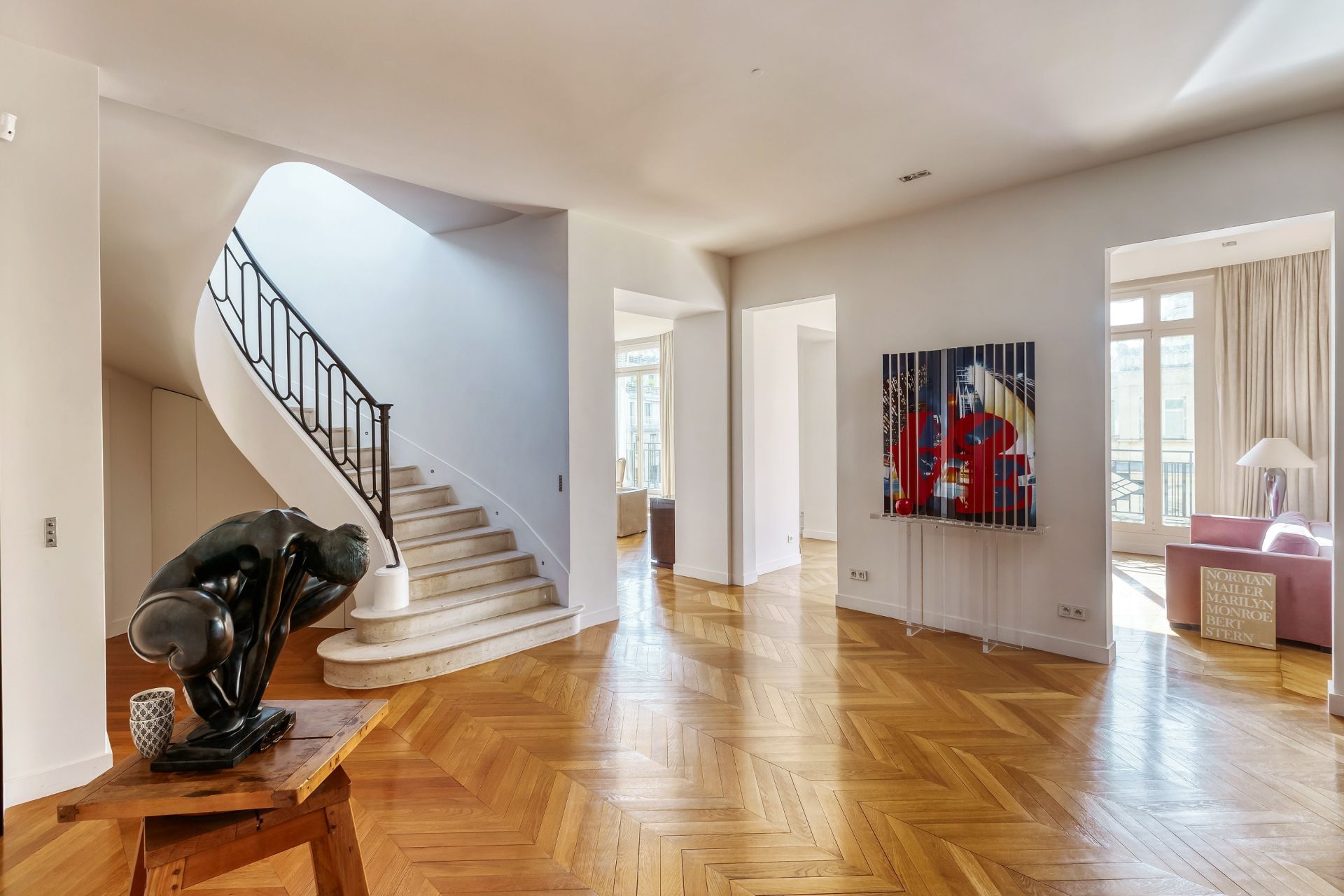 luxury apartment 13 Rooms for sale on PARIS (75016)