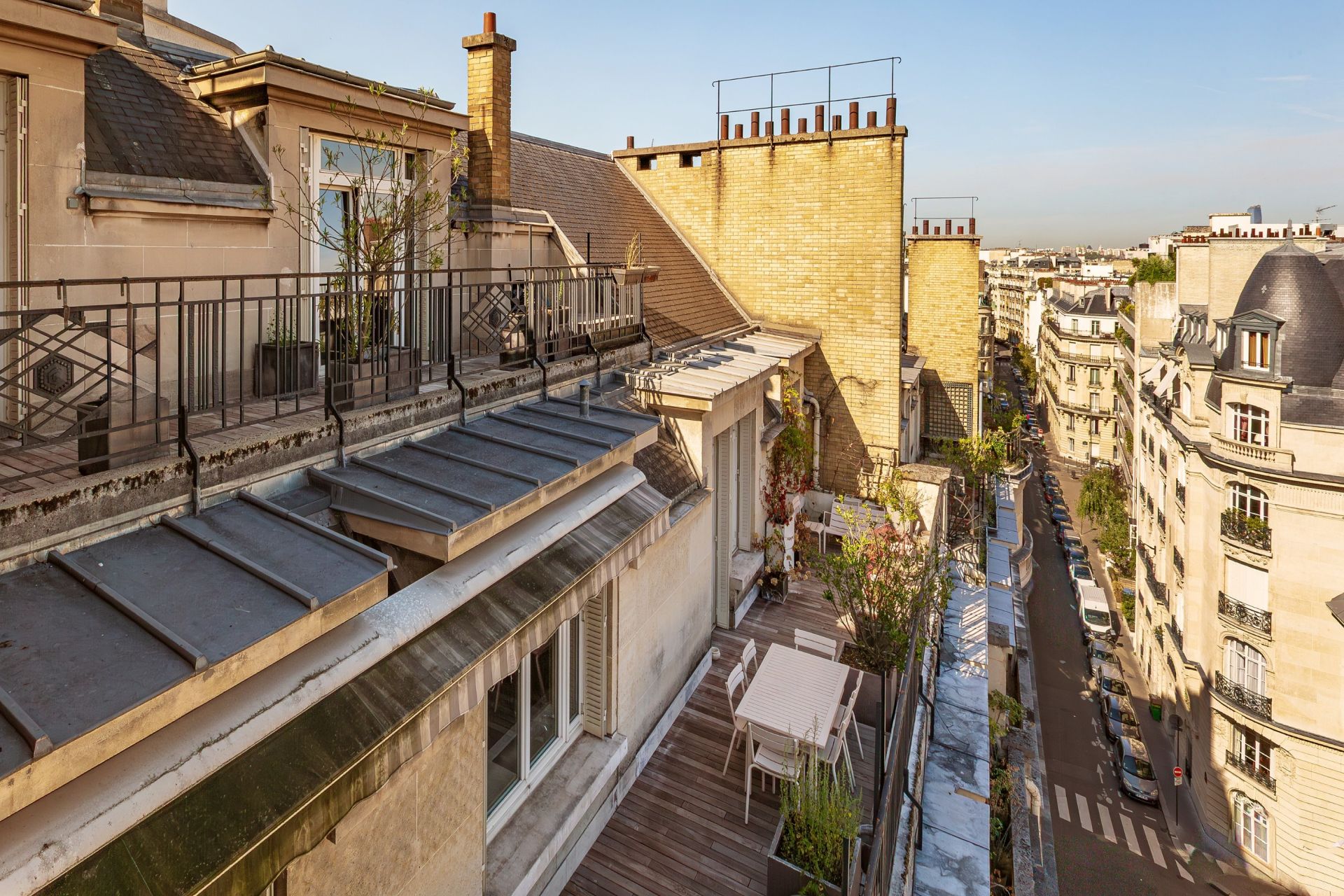 luxury apartment 13 Rooms for sale on PARIS (75016)