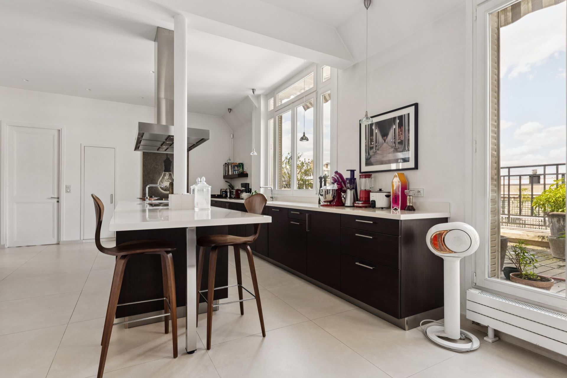 luxury apartment 13 Rooms for sale on PARIS (75016)