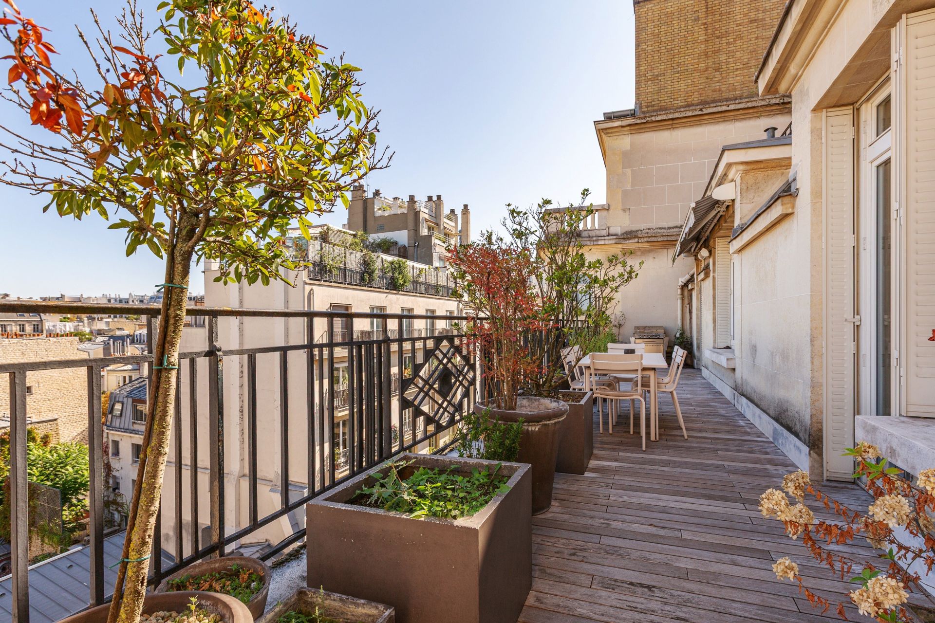 luxury apartment 13 Rooms for sale on PARIS (75016)