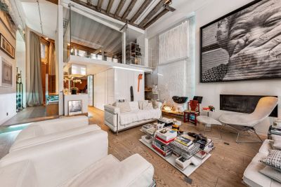 Sale Luxury apartment Paris 3 3 Rooms 140 m²