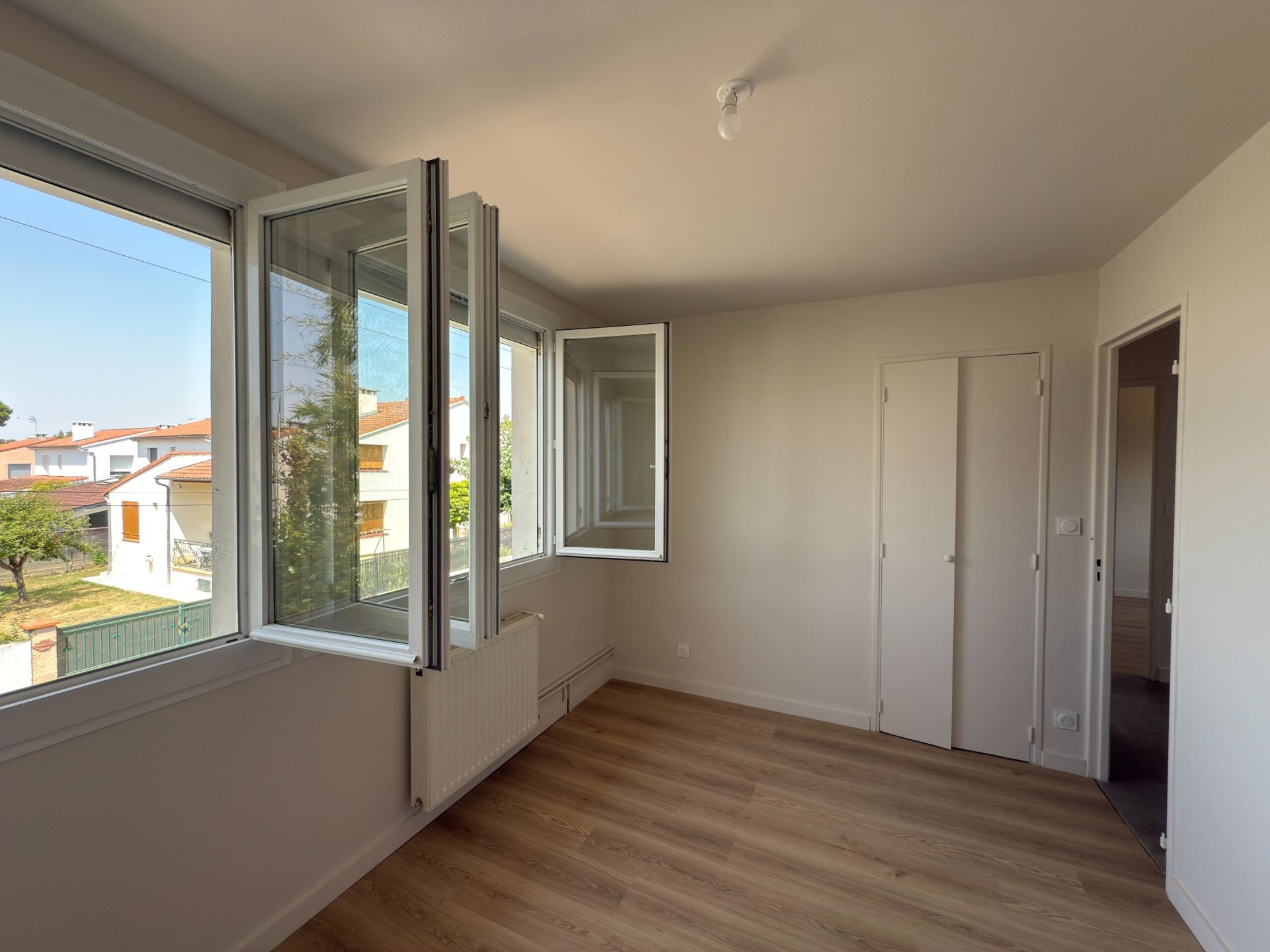 luxury house 5 Rooms for rent on L UNION (31240)