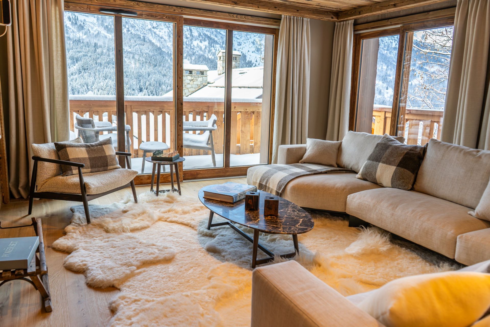 luxury apartment 5 Rooms for seasonal rent on MERIBEL LES ALLUES (73550)