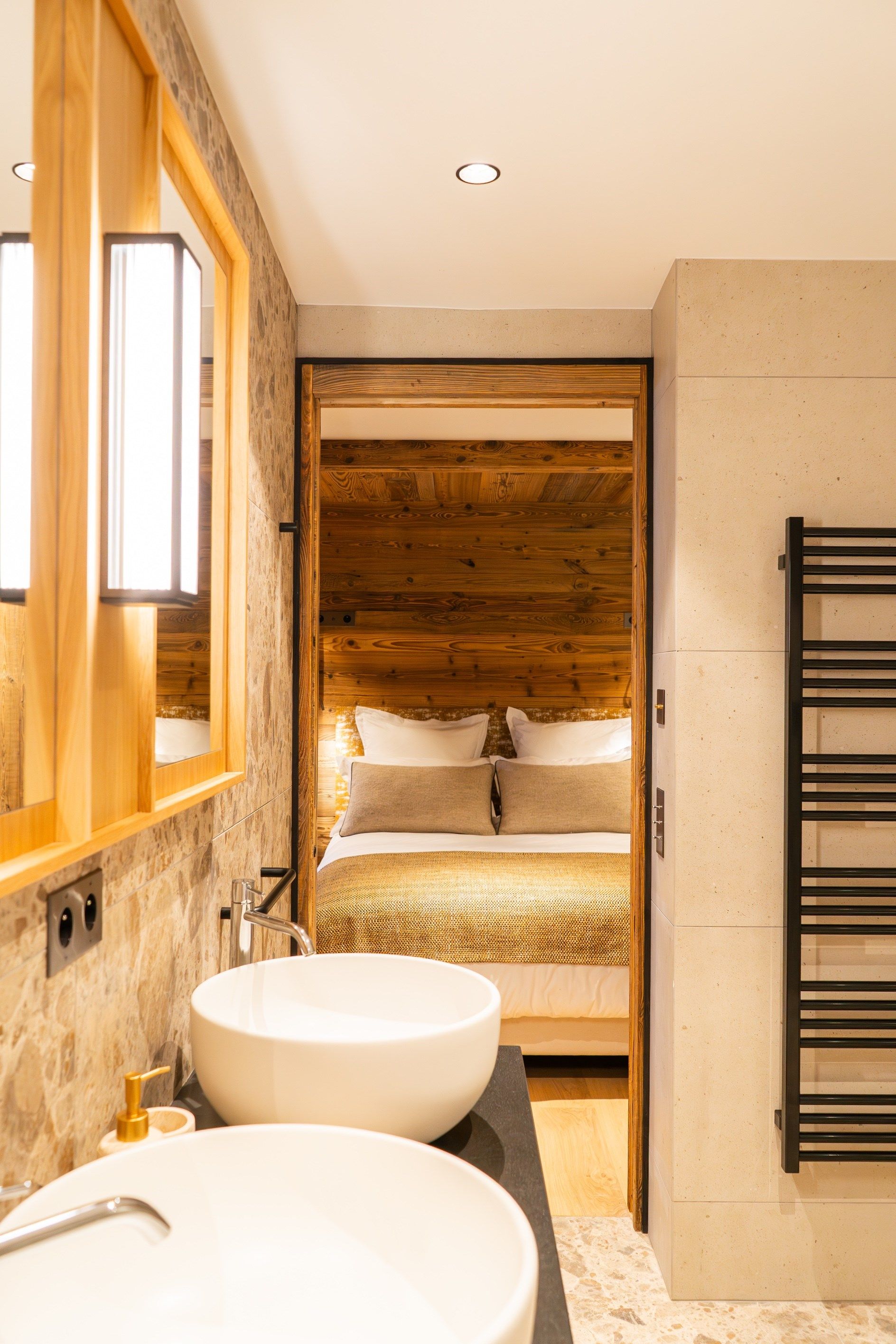 appartement de luxe 5 Pièces en location saisonnière sur MERIBEL LES ALLUES (73550)