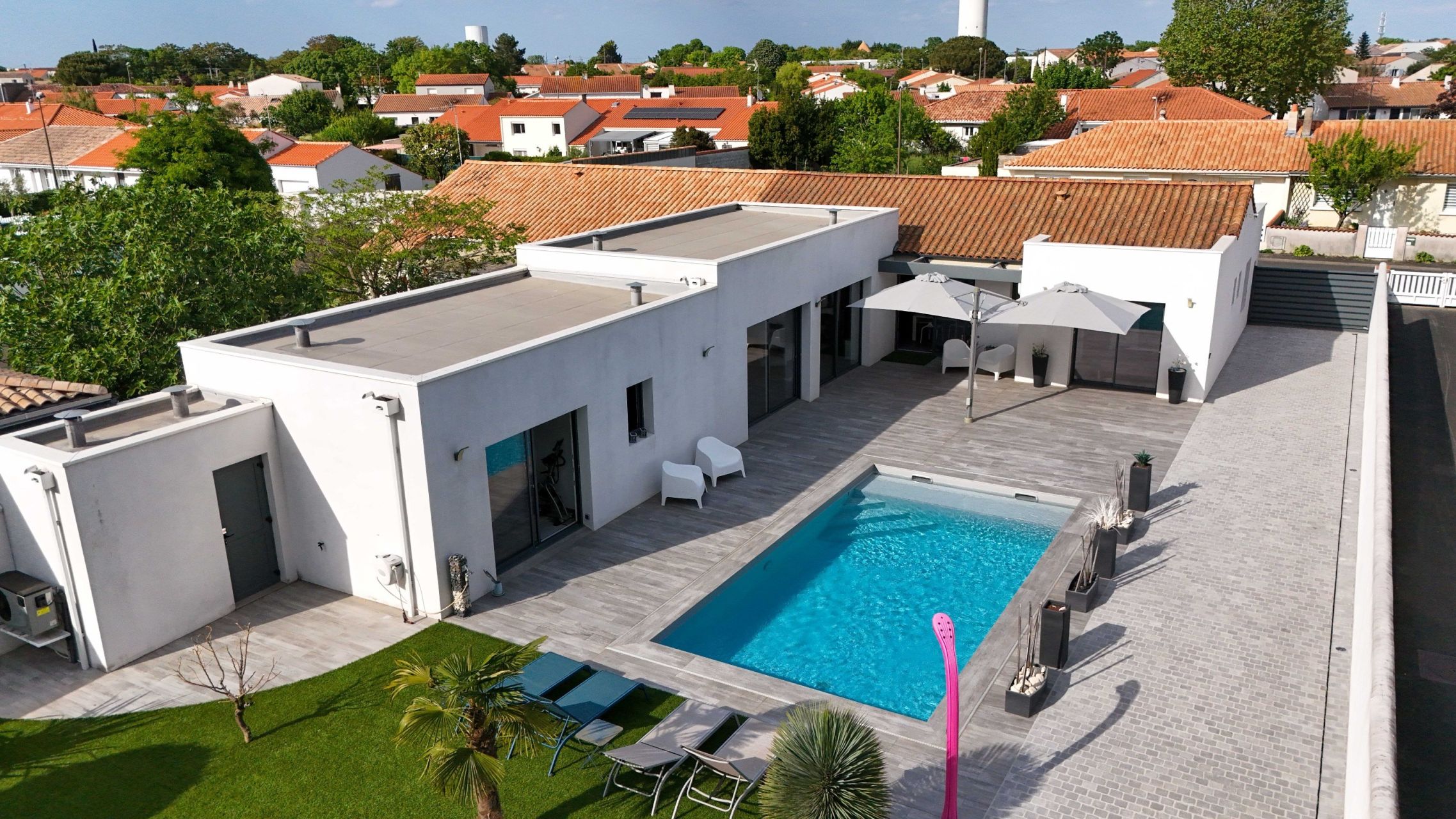 maison contemporaine 5 Pièces en vente sur AYTRE (17440)