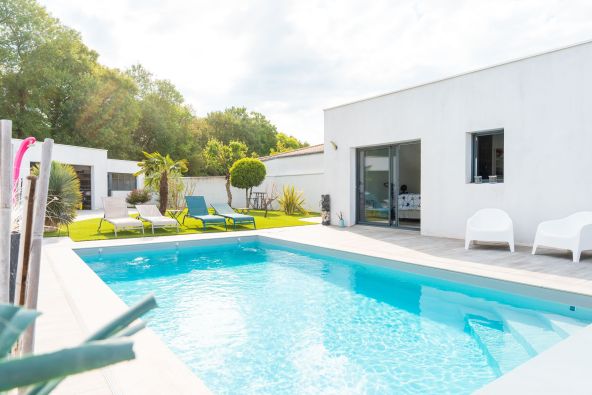 Sale Contemporary house Aytré 5&nbsp;Rooms 158&nbsp;m²