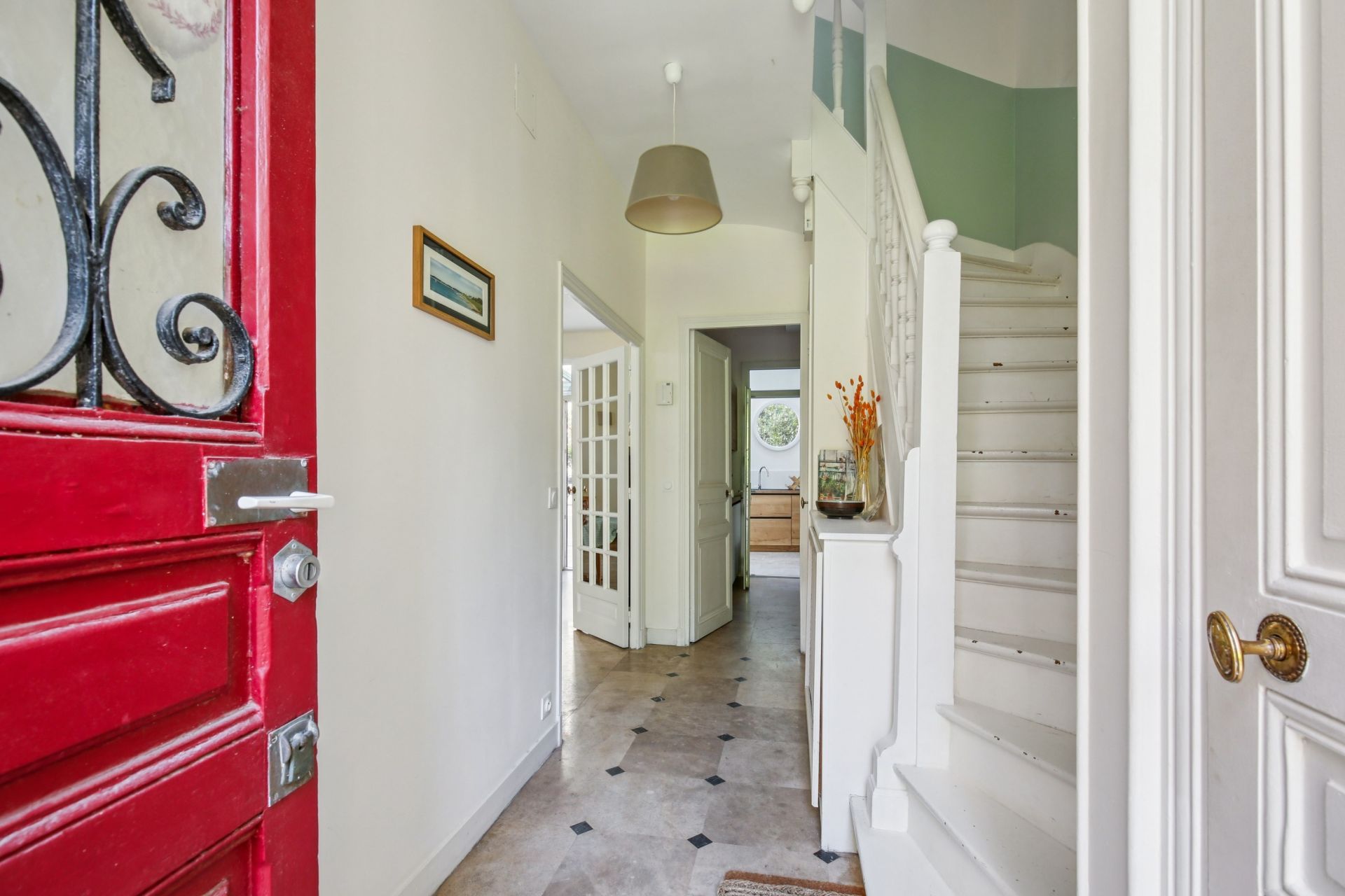 luxury house 7 Rooms for sale on LA GARENNE COLOMBES (92250)