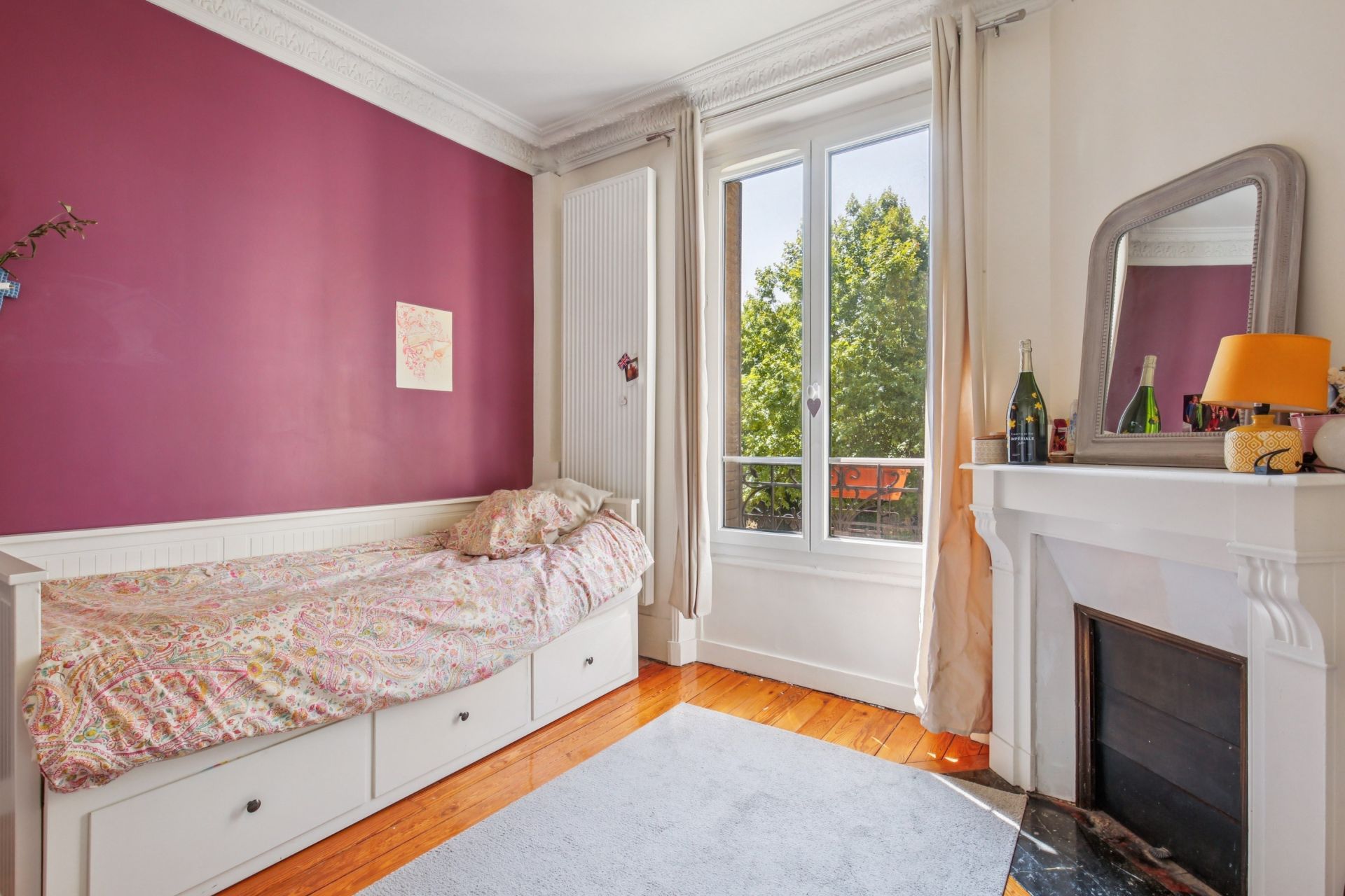 luxury house 7 Rooms for sale on LA GARENNE COLOMBES (92250)