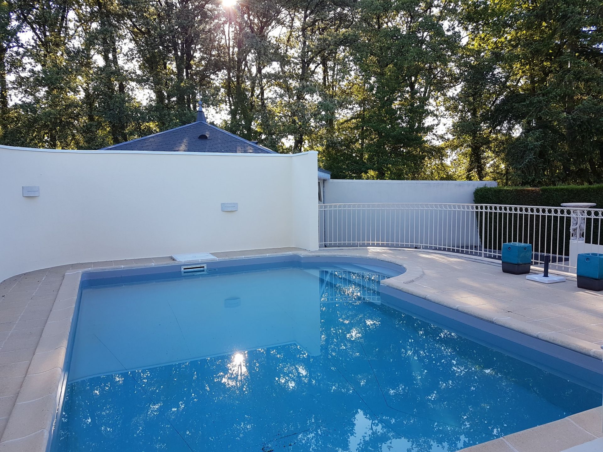 luxury house 7 Rooms for sale on ST ROCH (37390)