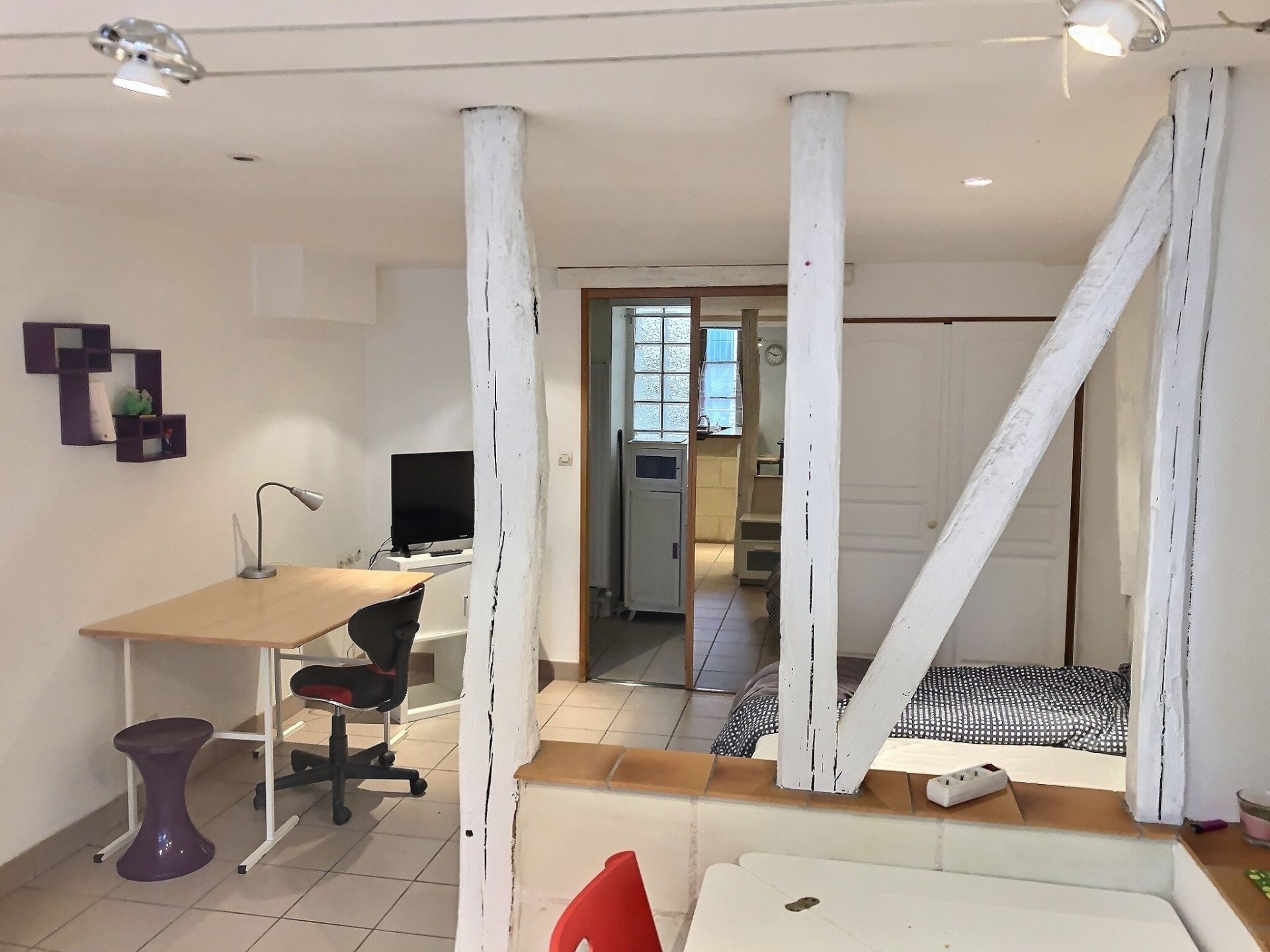 building for sale on TOURS (37000)
