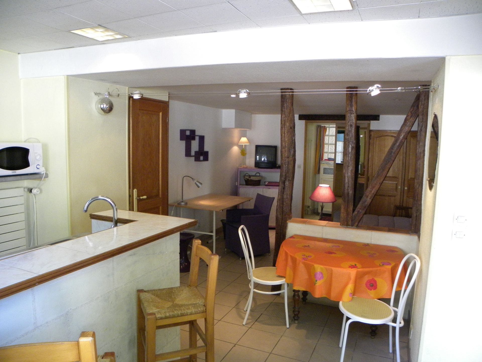 building for sale on TOURS (37000)