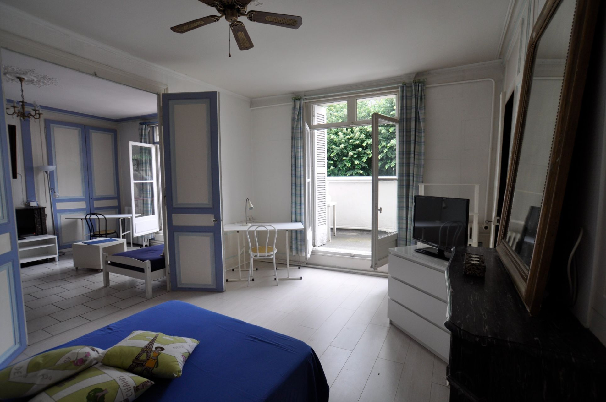 building for sale on TOURS (37000)