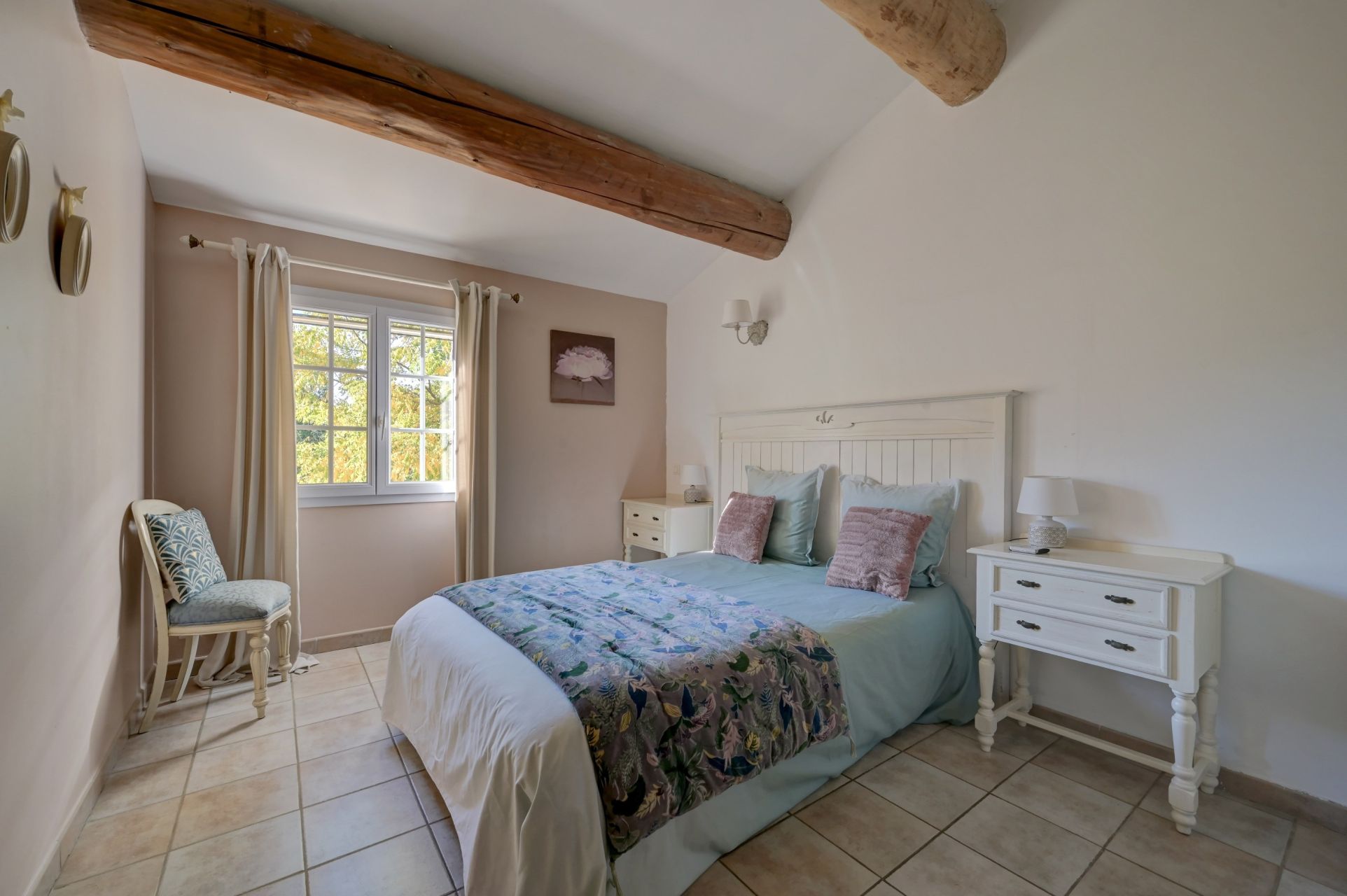 luxury house 8 Rooms for sale on AIX EN PROVENCE (13100)