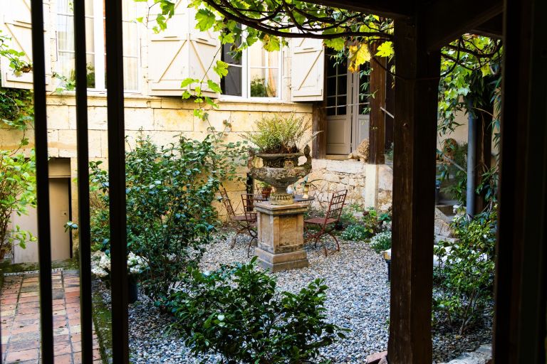 mansion (hôtel particulier) 10 Rooms for sale on LECTOURE (32700)