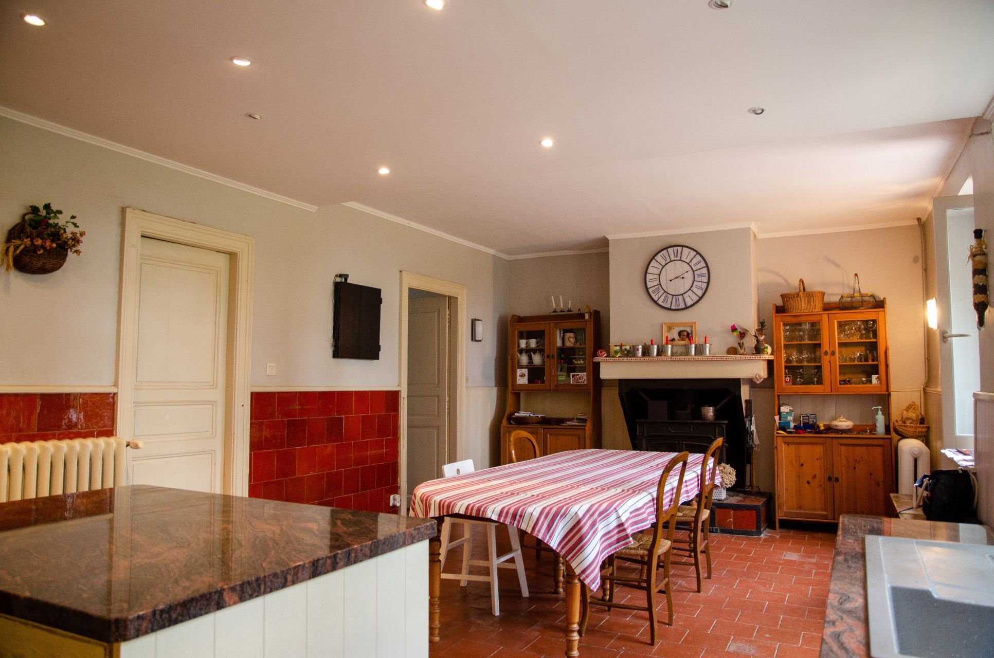 mansion 20 Rooms for sale on MAZAMET (81200)