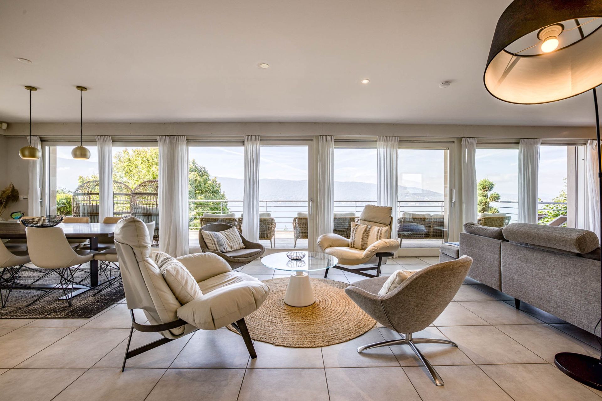 luxury house 6 Rooms for sale on VEYRIER DU LAC (74290)