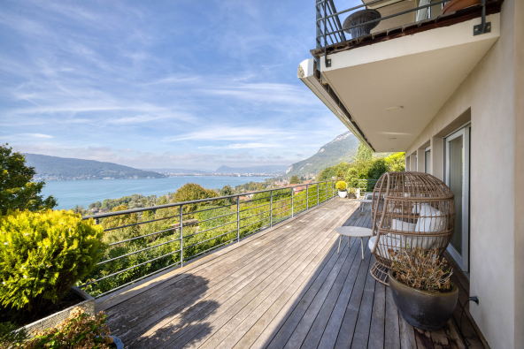 Vente Maison de luxe Veyrier-du-Lac 6 Pièces 178 m²