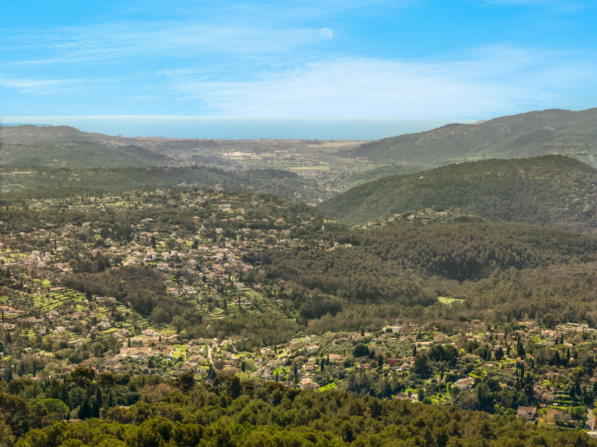 villa de luxe 5 Pièces en vente sur CABRIS (06530)