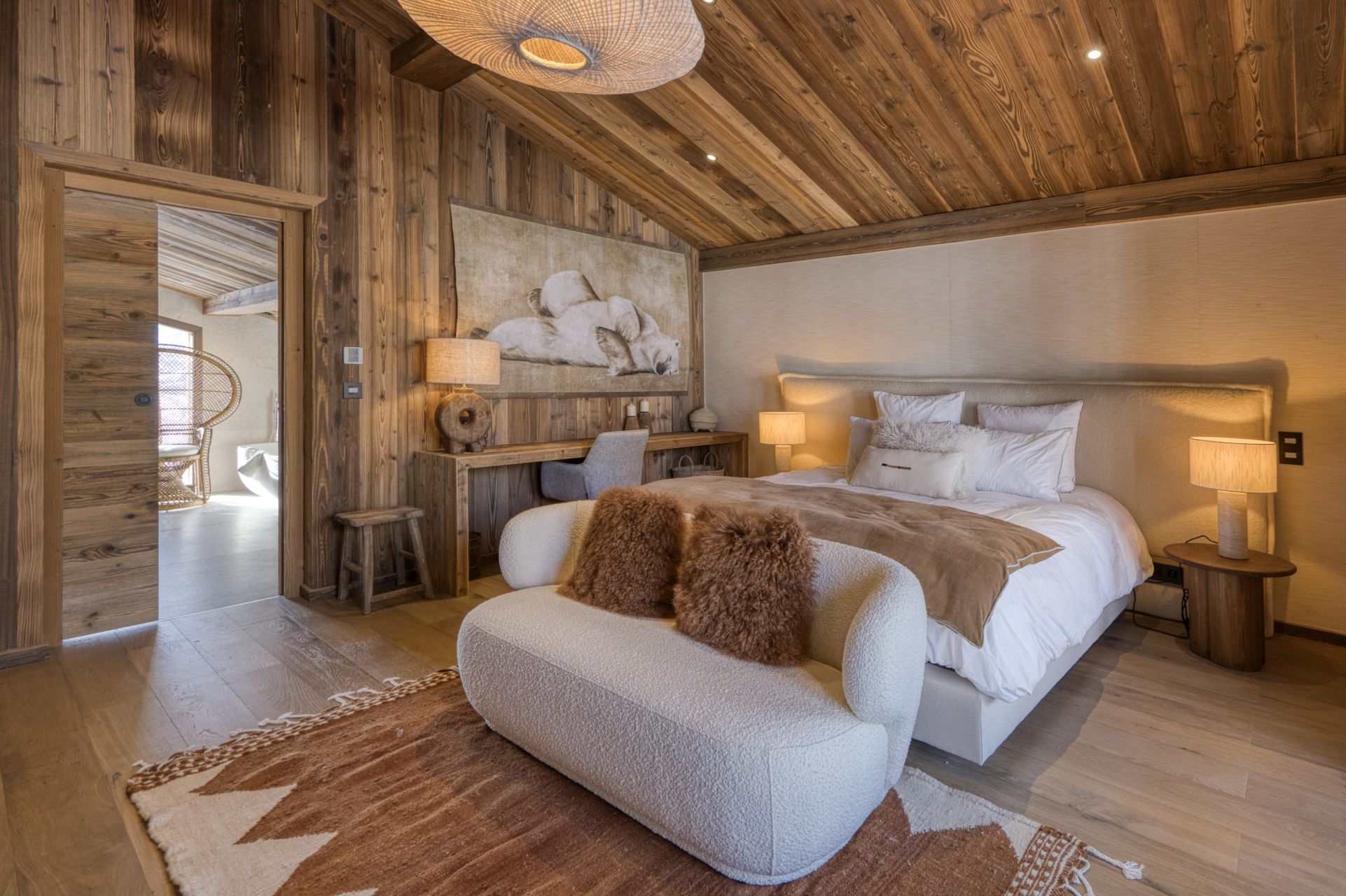 luxury chalet 8 Rooms for seasonal rent on MEGEVE (74120)