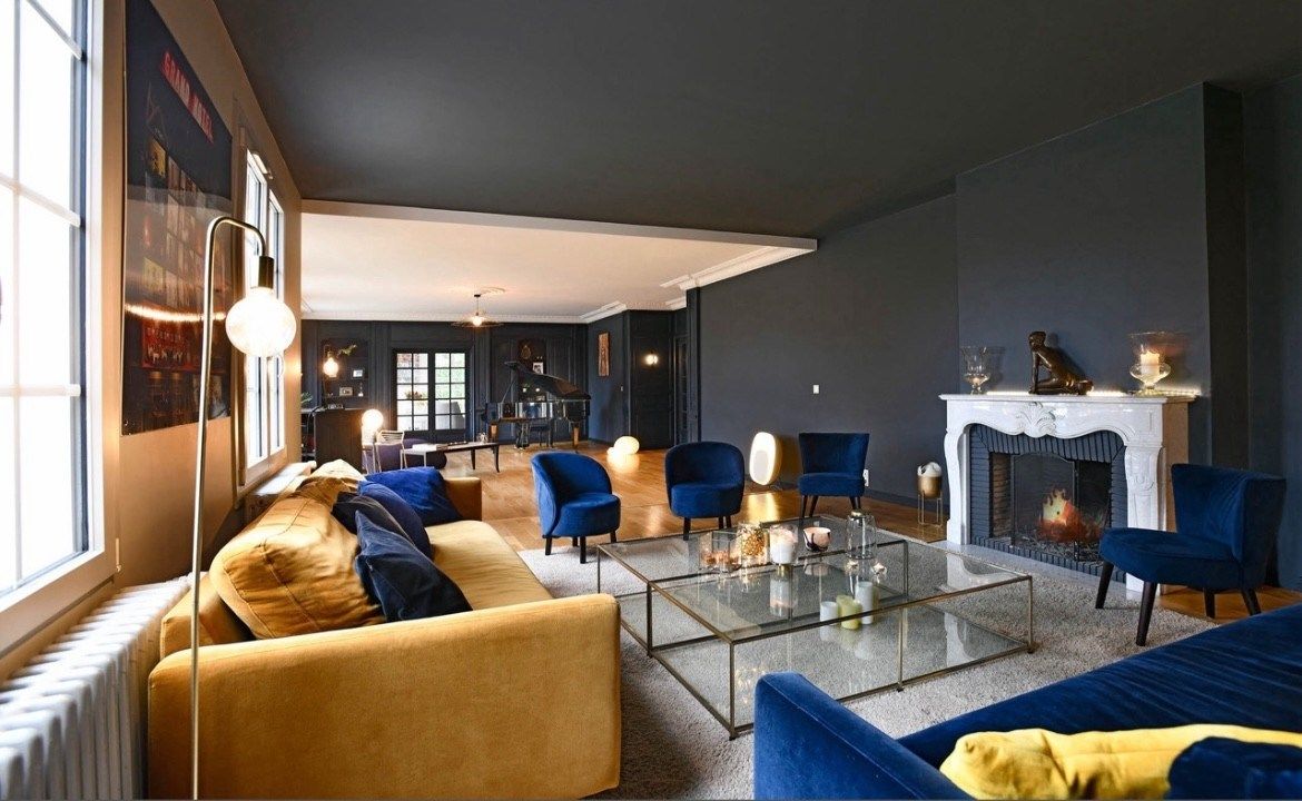 luxury house 10 Rooms for sale on LA CHAPELLE SUR ERDRE (44240)