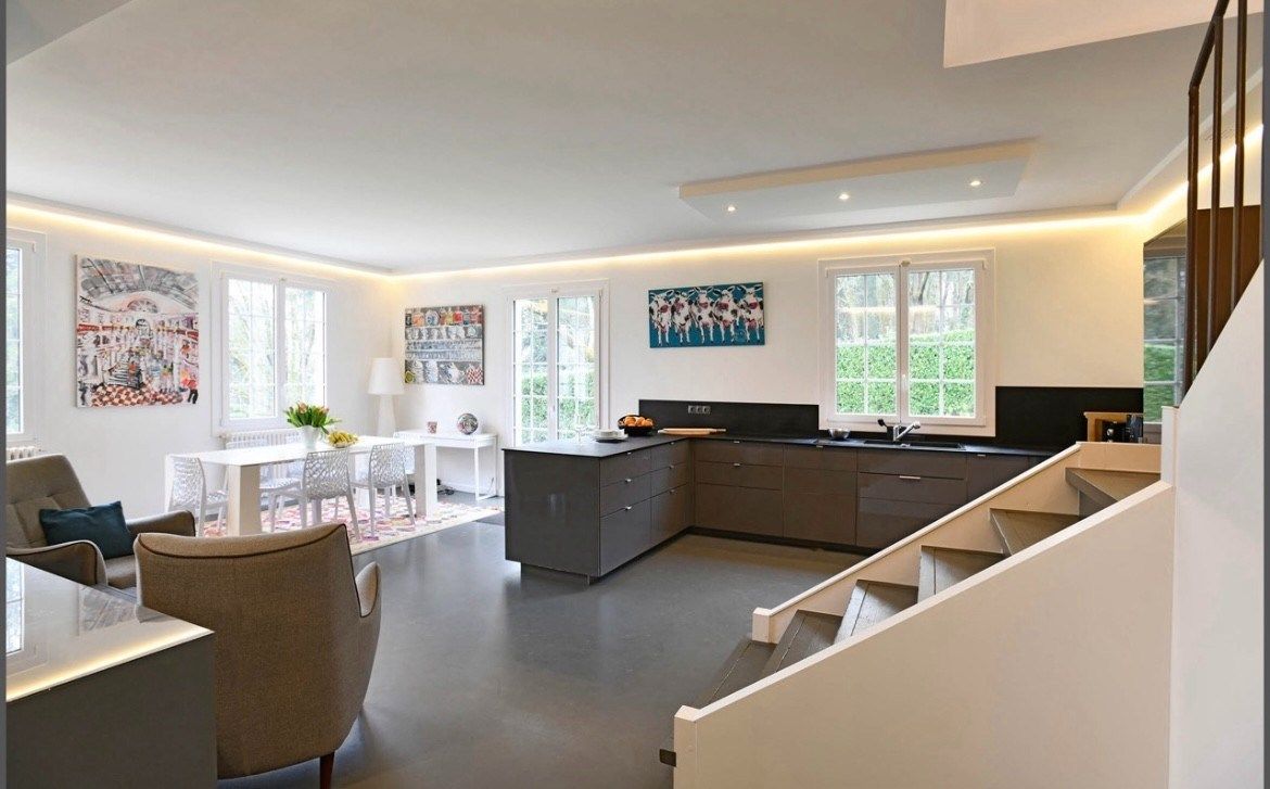 luxury house 10 Rooms for sale on LA CHAPELLE SUR ERDRE (44240)