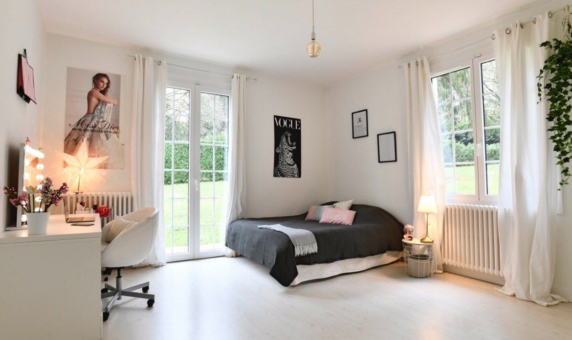 luxury house 10 Rooms for sale on LA CHAPELLE SUR ERDRE (44240)