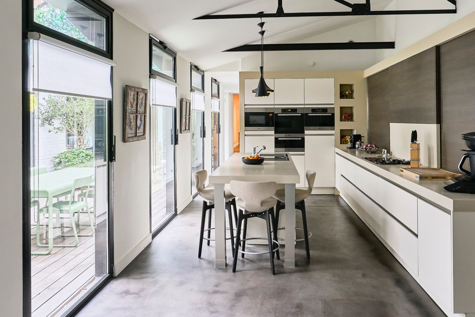 luxury apartment 10 Rooms for sale on LILLE (59000)