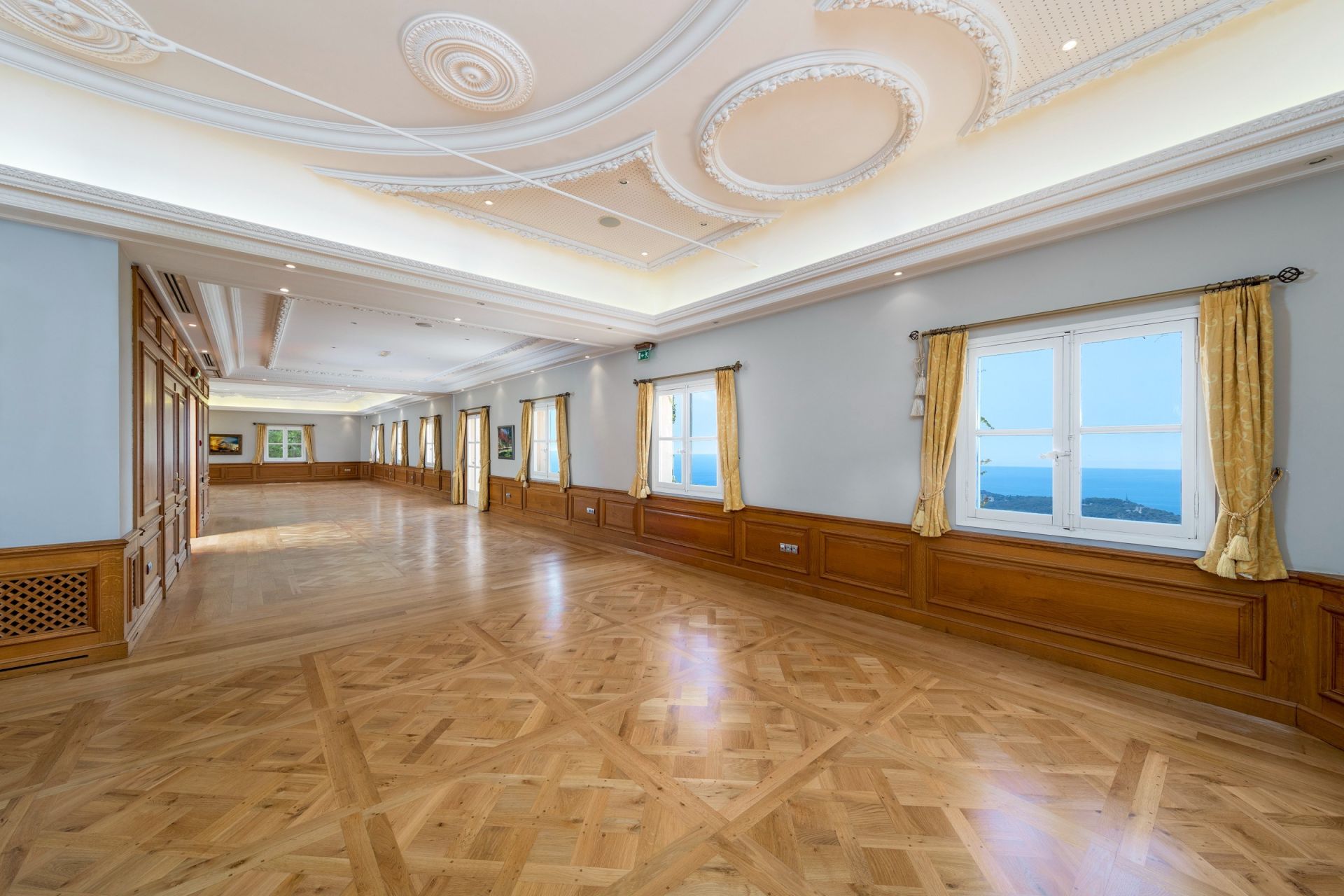 propriété de luxe 25 Pièces en vente sur VILLEFRANCHE SUR MER (06230)