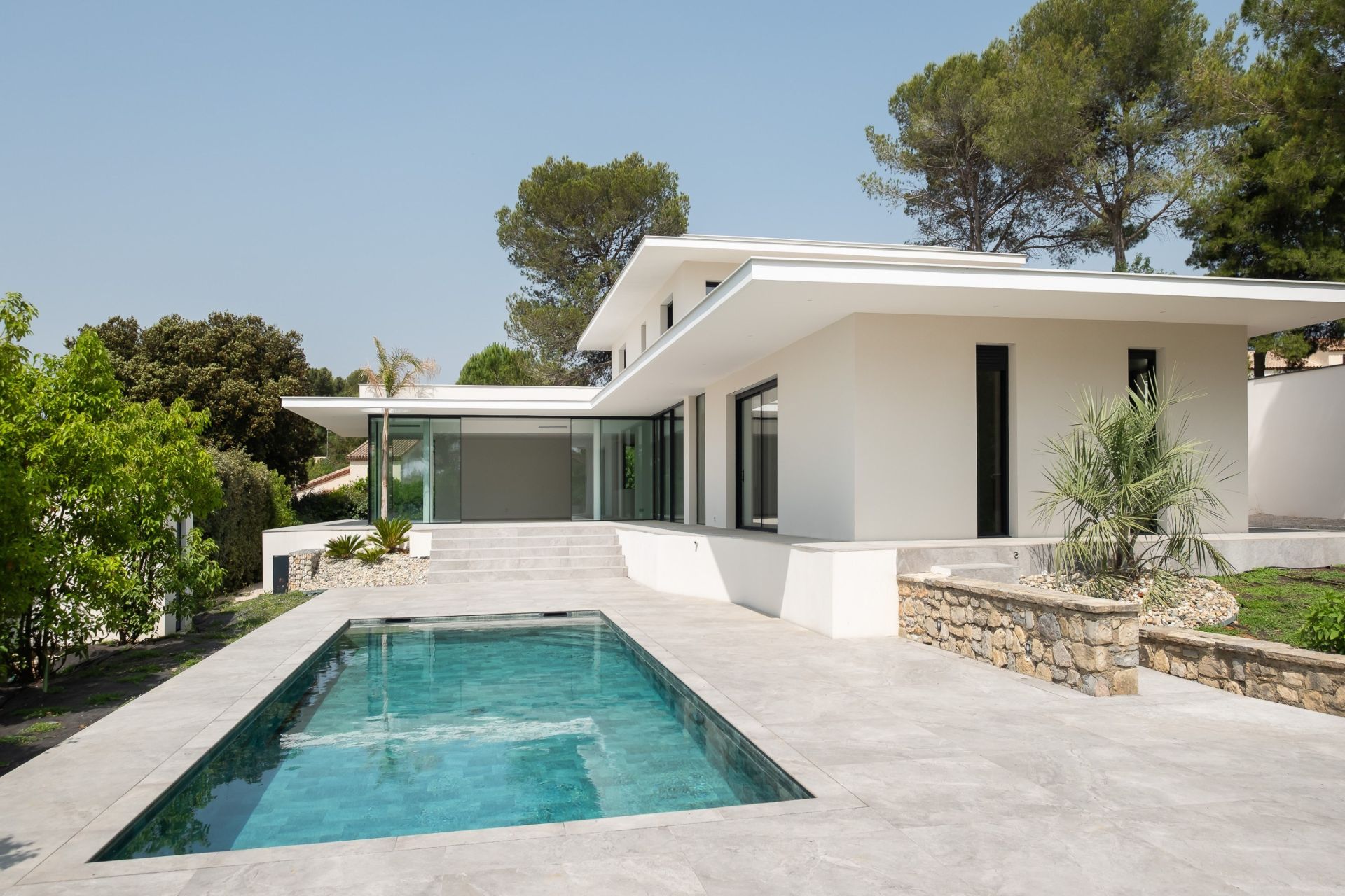 luxury house 7 Rooms for sale on CASTELNAU LE LEZ (34170)