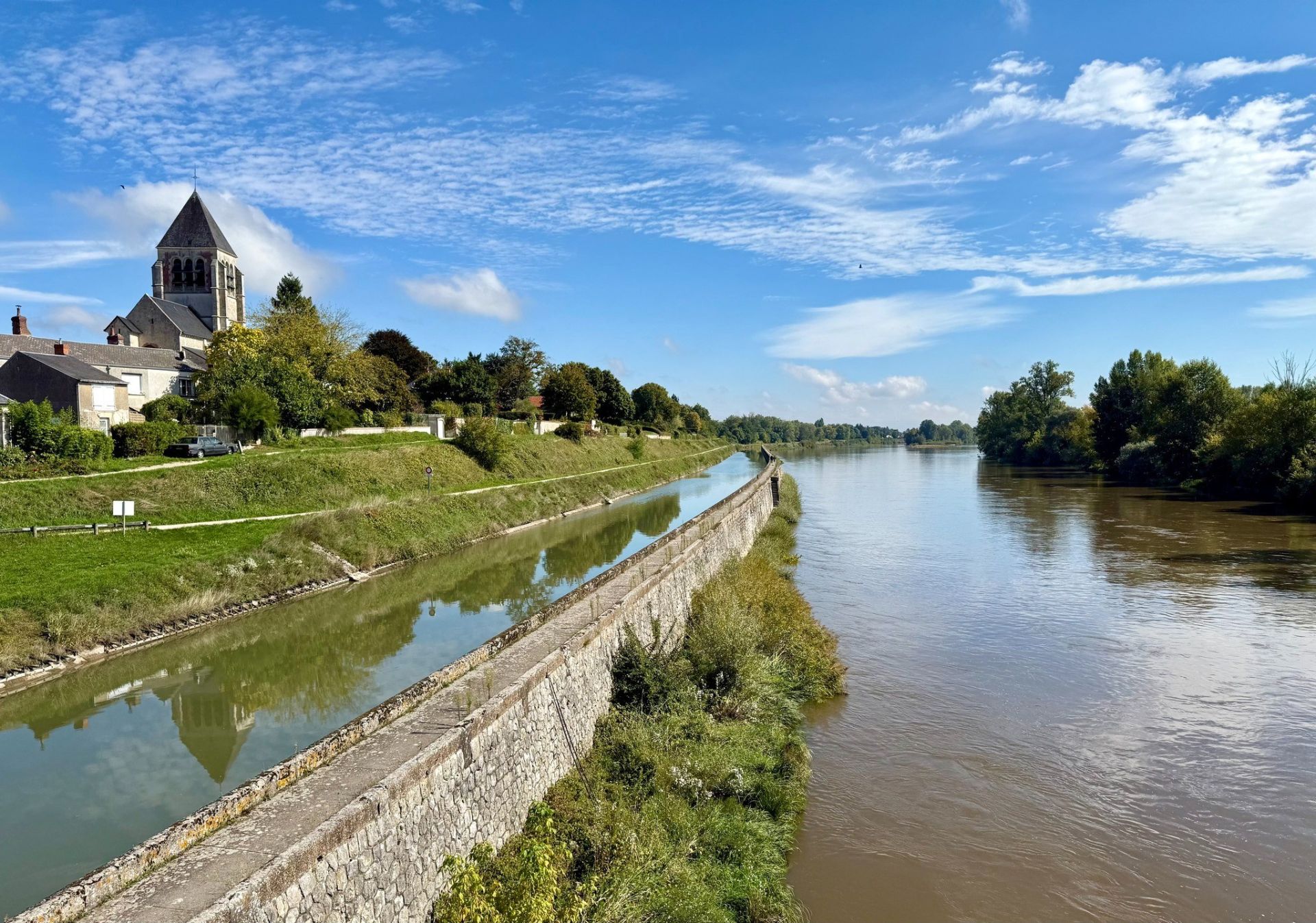 luxury house 10 Rooms for sale on ST JEAN DE BRAYE (45800)