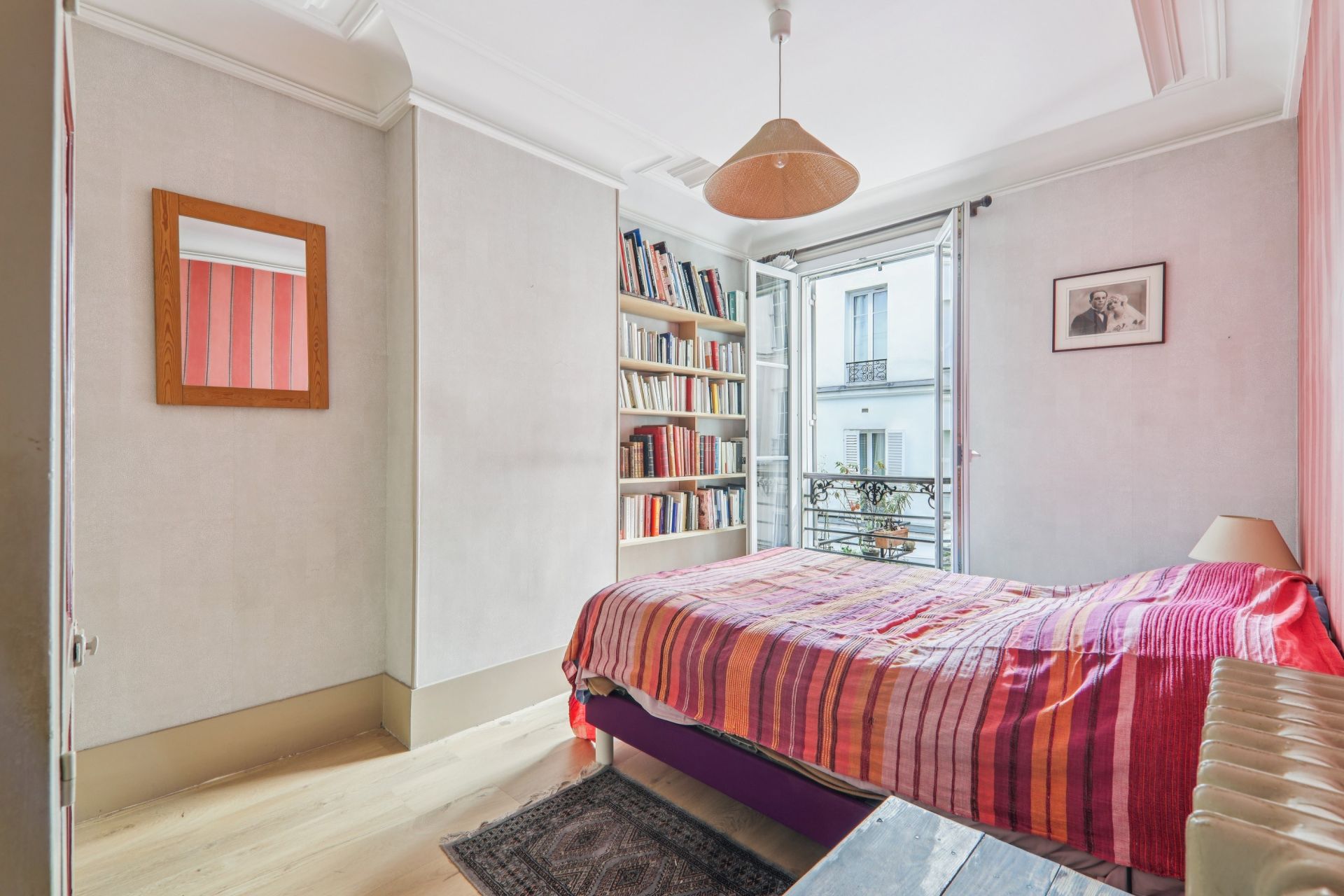 luxury apartment 5 Rooms for sale on PARIS (75009)