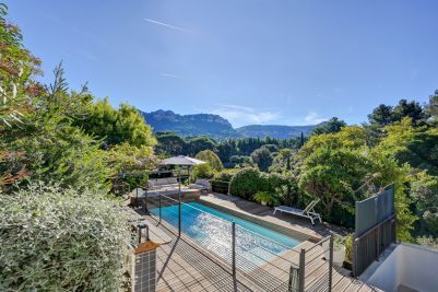 Sale Luxury house Cassis 7 Rooms 188 m²