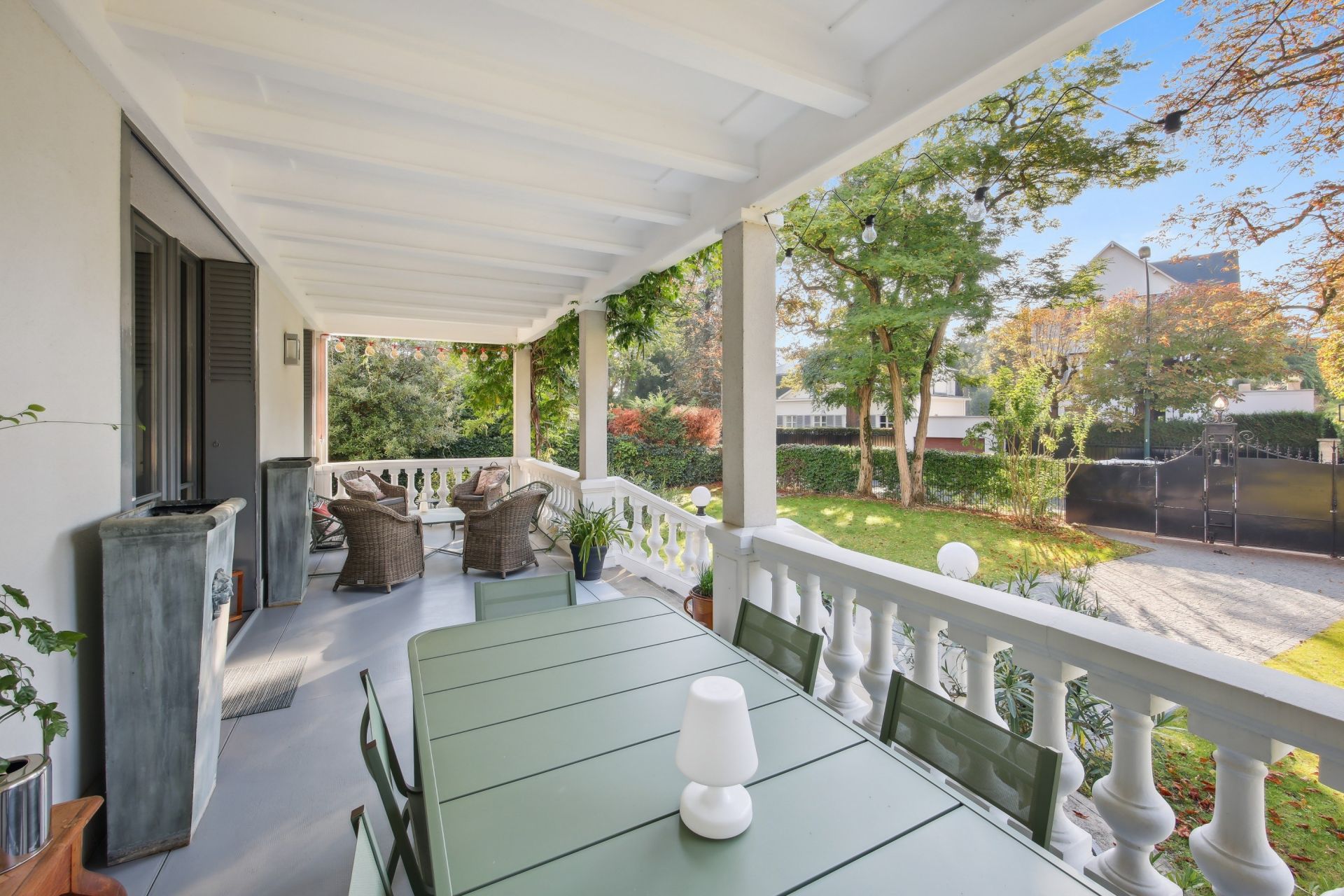 luxury house 6 Rooms for sale on LE VESINET (78110)