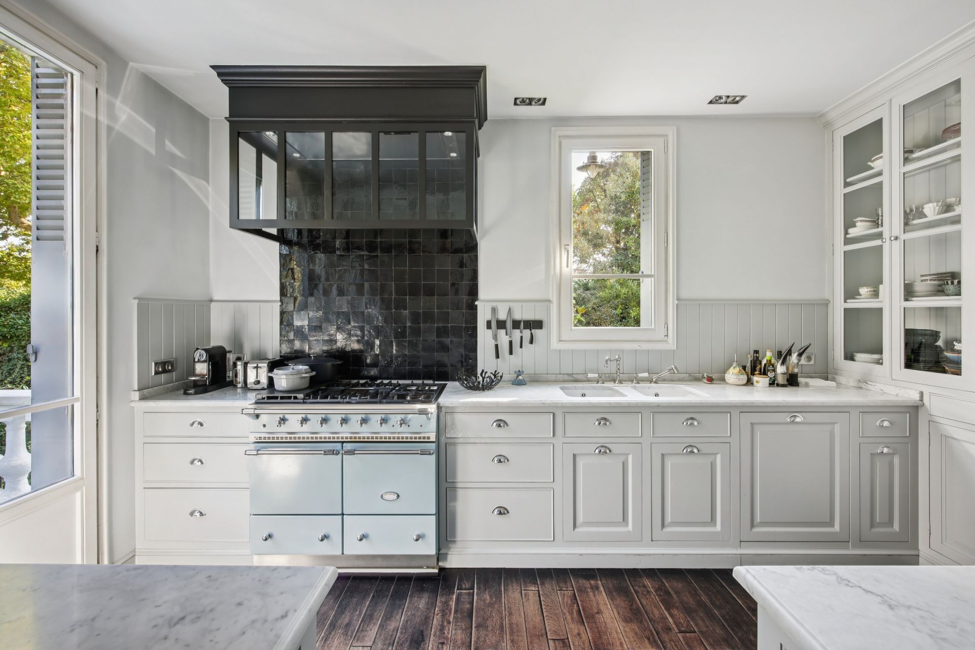 luxury house 6 Rooms for sale on LE VESINET (78110)