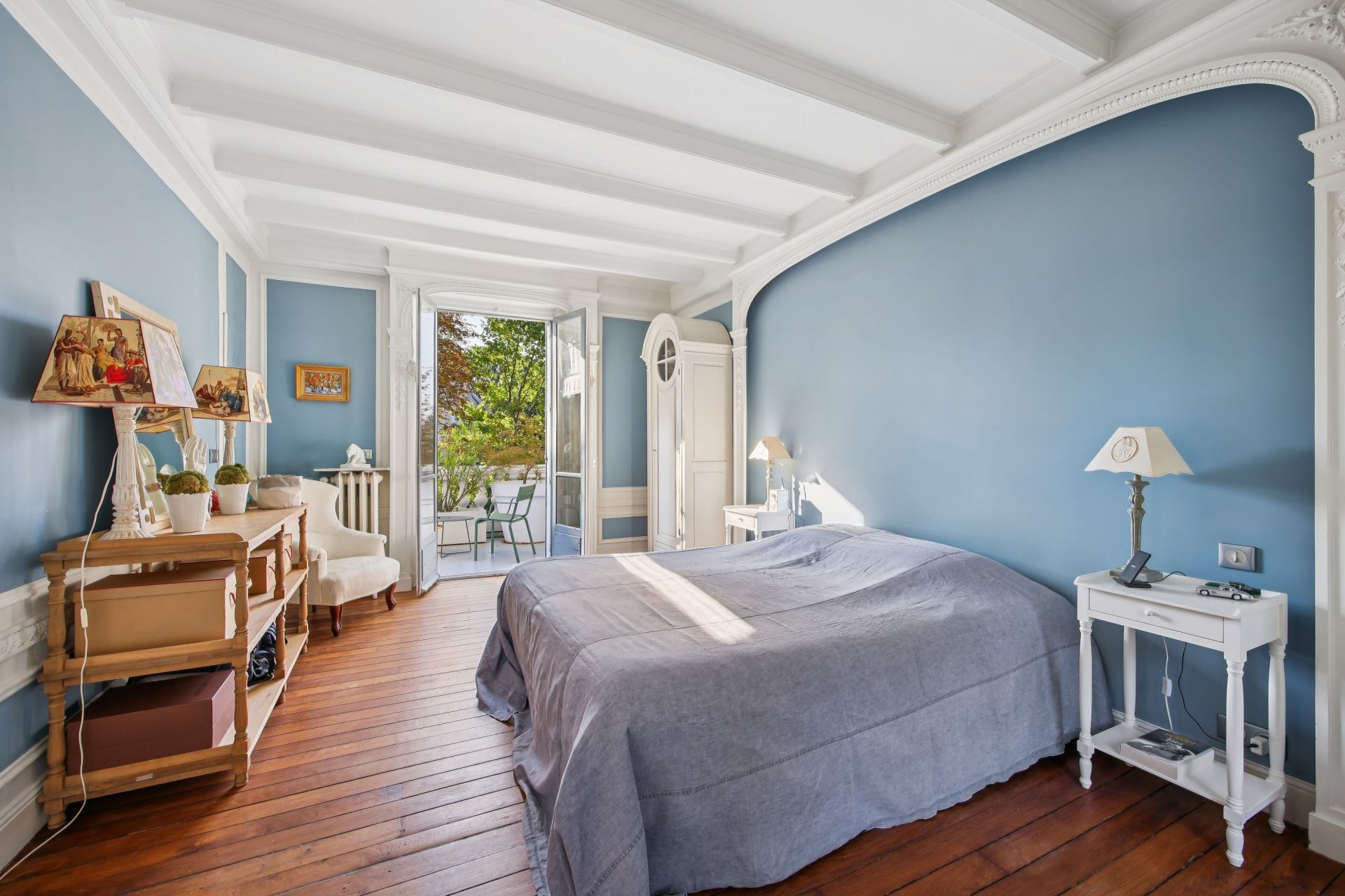 luxury house 6 Rooms for sale on LE VESINET (78110)