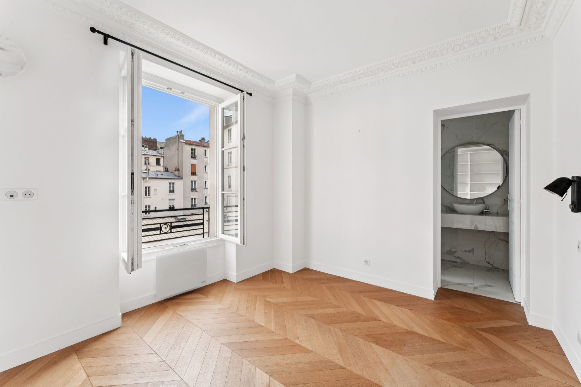luxury apartment 3 Rooms for sale on PARIS (75007)