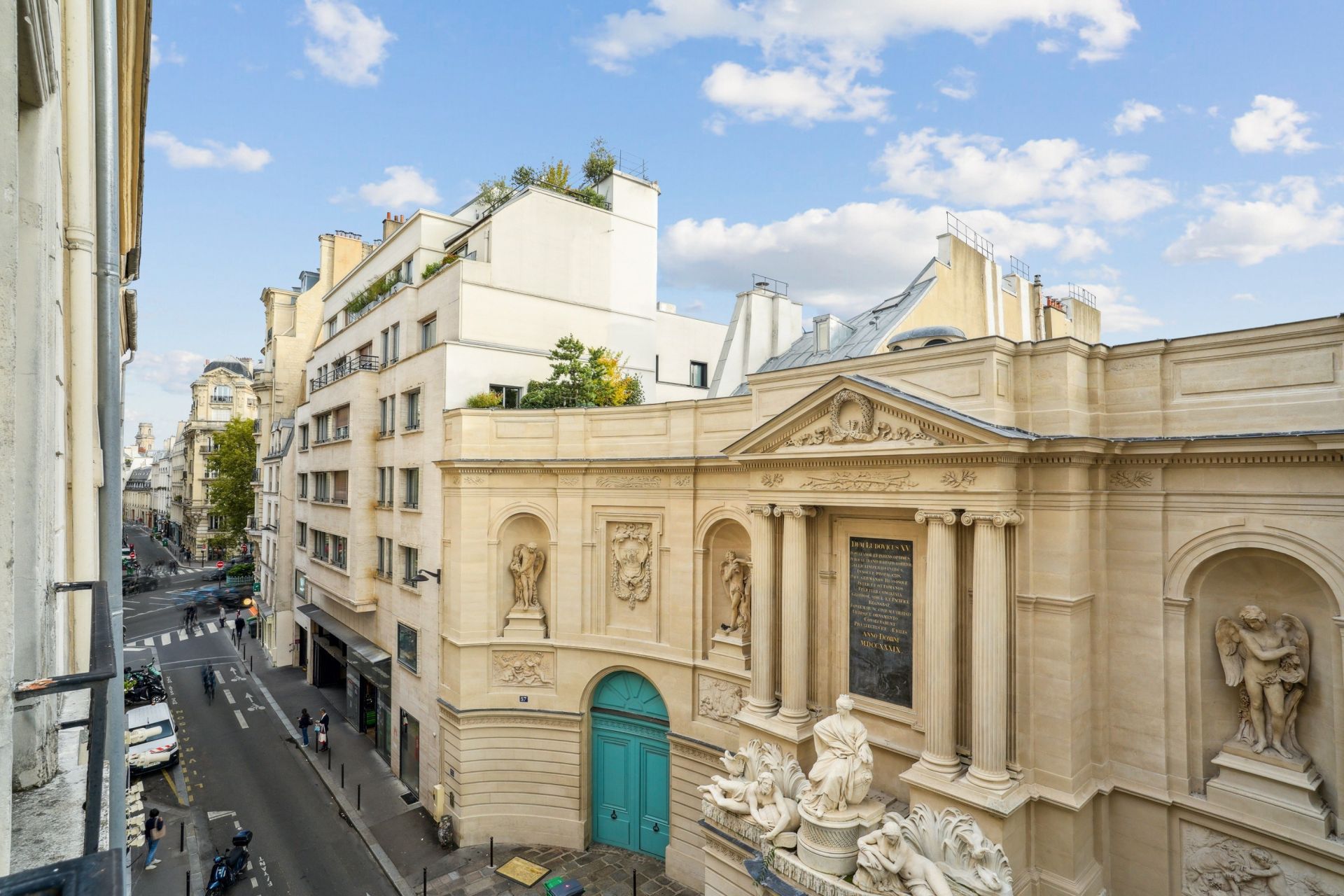 luxury apartment 2 Rooms for sale on PARIS (75007)