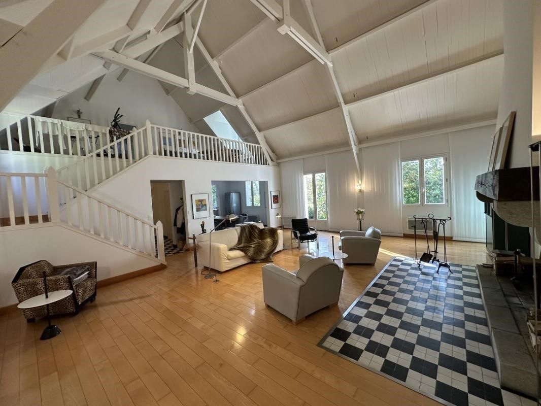 maison de luxe 6 Pièces en vente sur CONFORT MEILARS (29790)