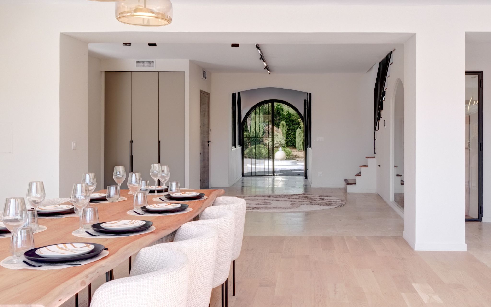 luxury villa 12 Rooms for sale on MOUGINS (06250)