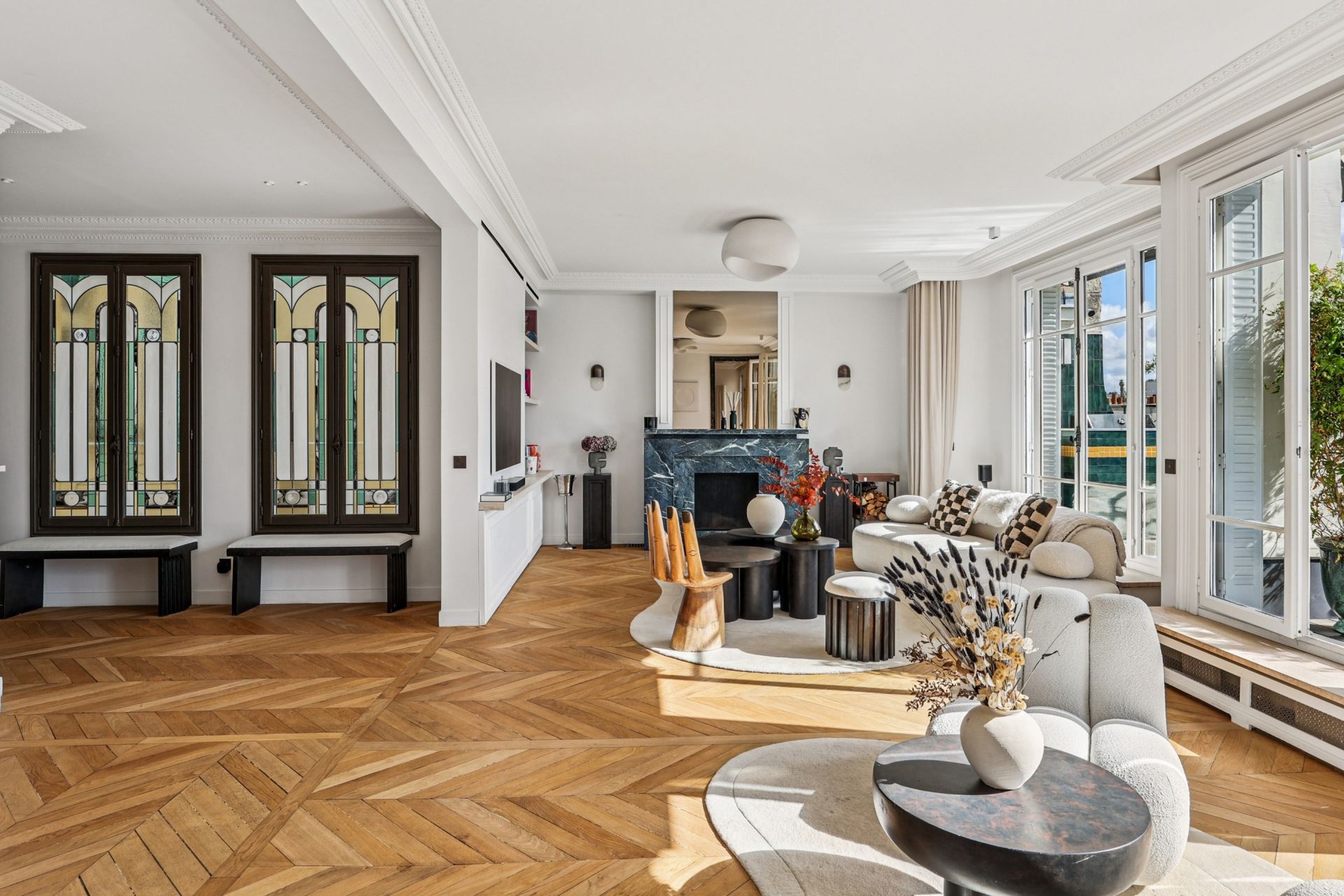 luxury apartment 6 Rooms for sale on PARIS (75016)