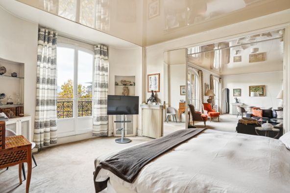 Sale Luxury apartment Paris 16 5 Rooms 139 m²