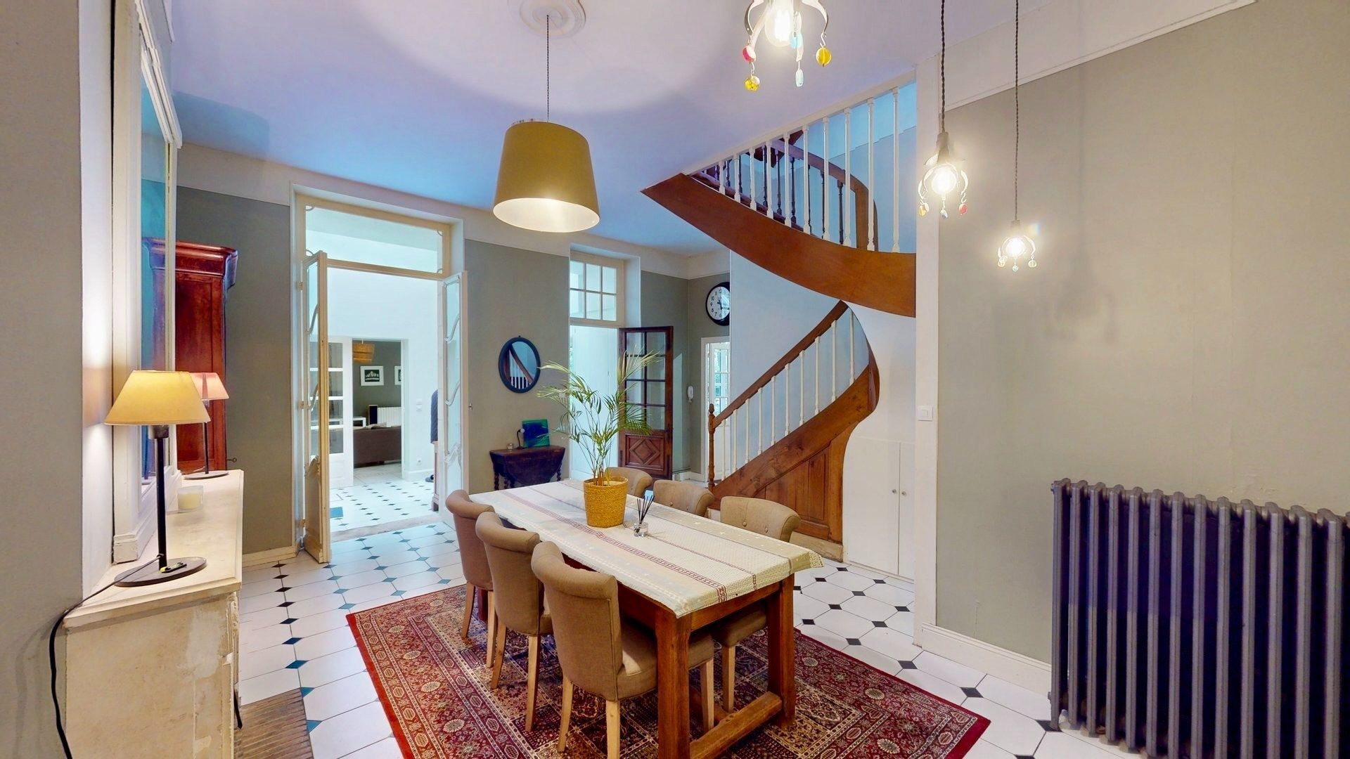 luxury house 7 Rooms for sale on ORLEANS (45000)