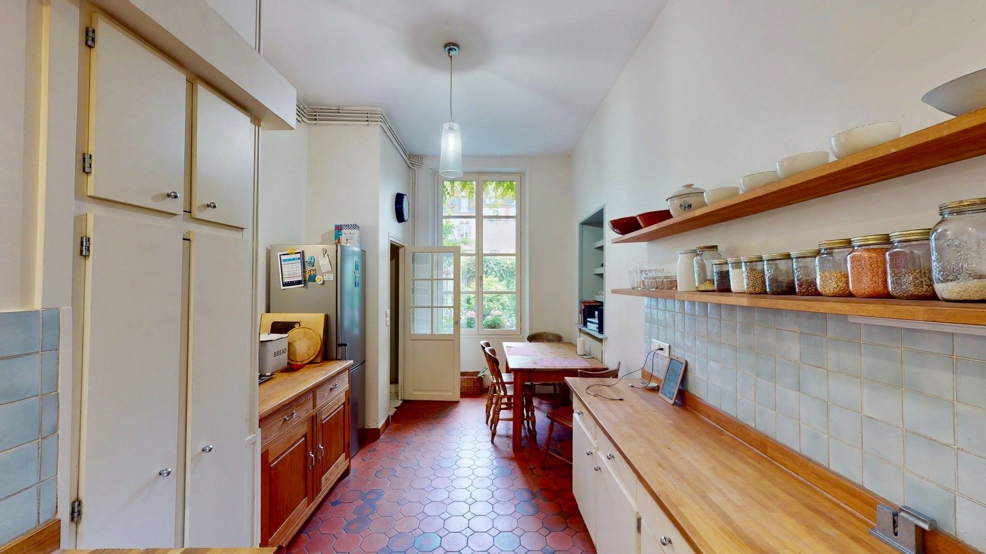 luxury house 7 Rooms for sale on ORLEANS (45000)