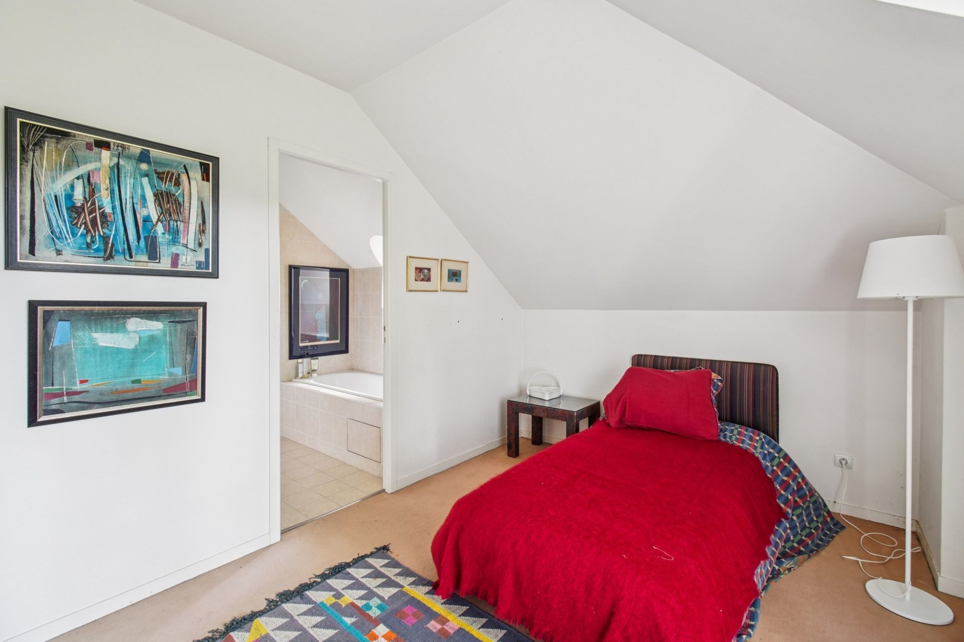 luxury house 7 Rooms for sale on MONTFORT L AMAURY (78490)